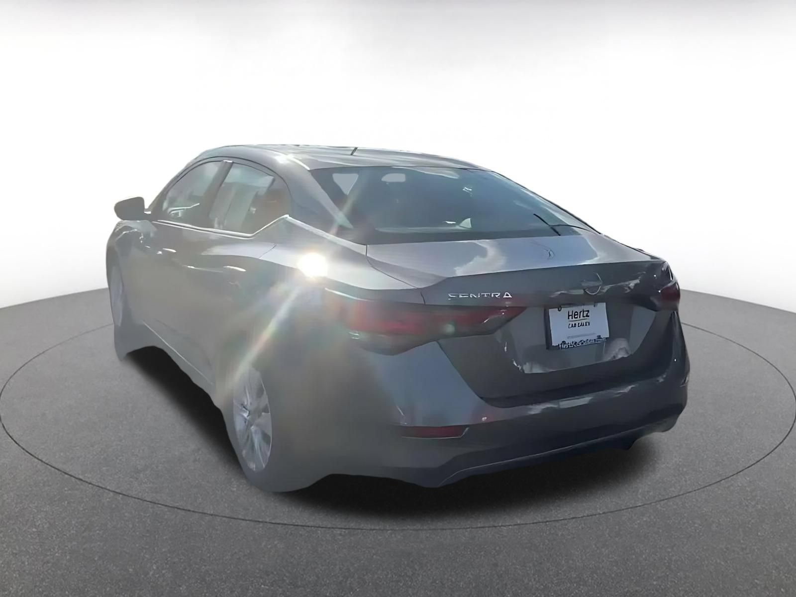 Thumbnail: 2025 Nissan Sentra - 10