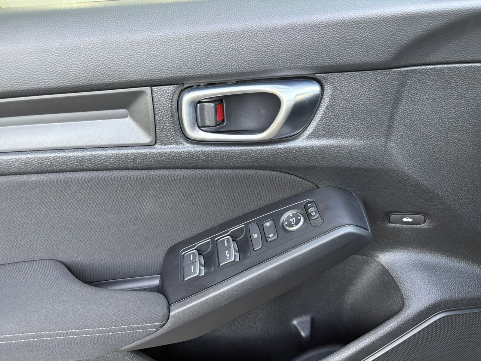 Thumbnail: 2025 Honda Civic - 20