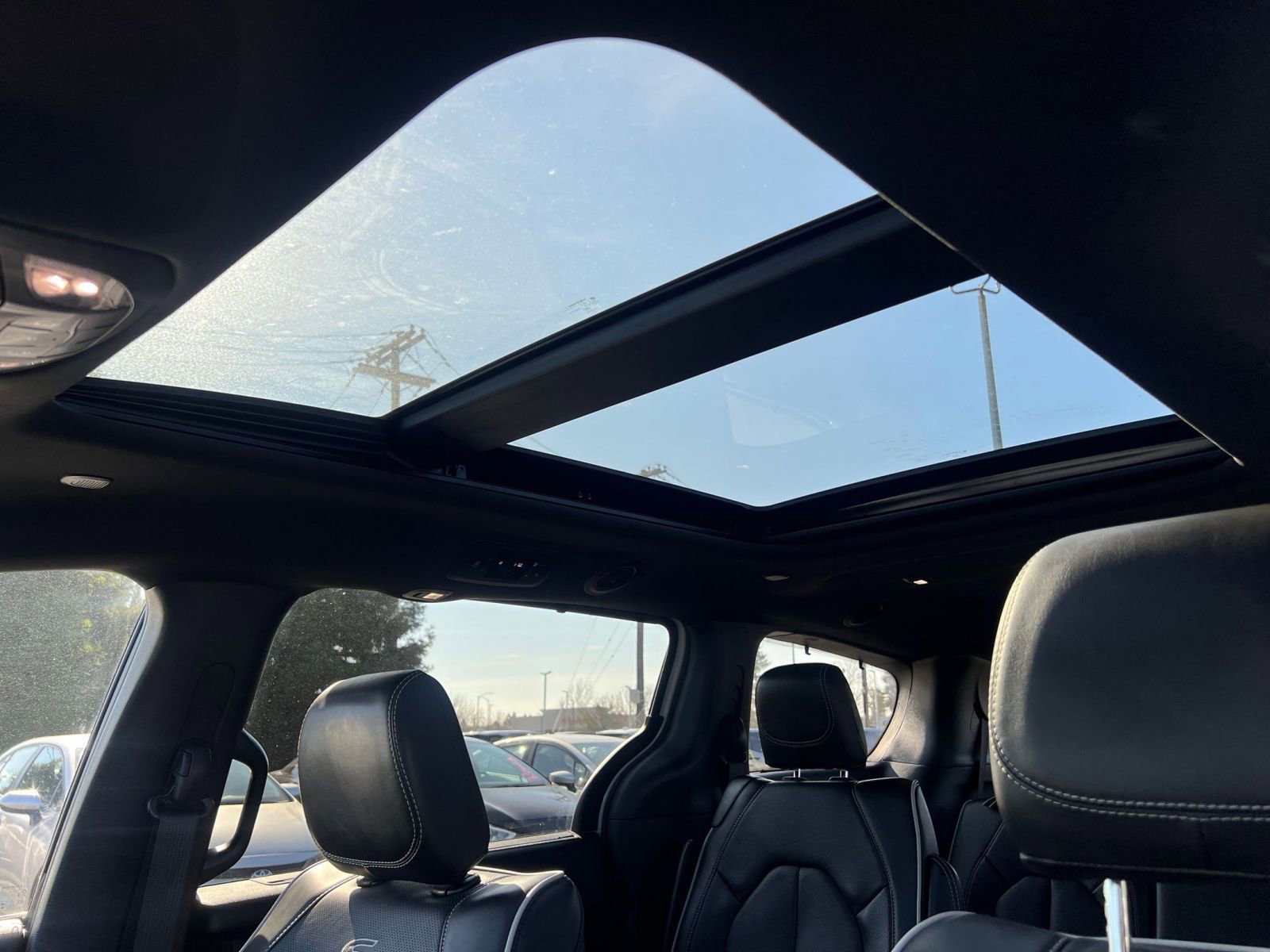 Thumbnail: 2025 Chrysler Pacifica - 24