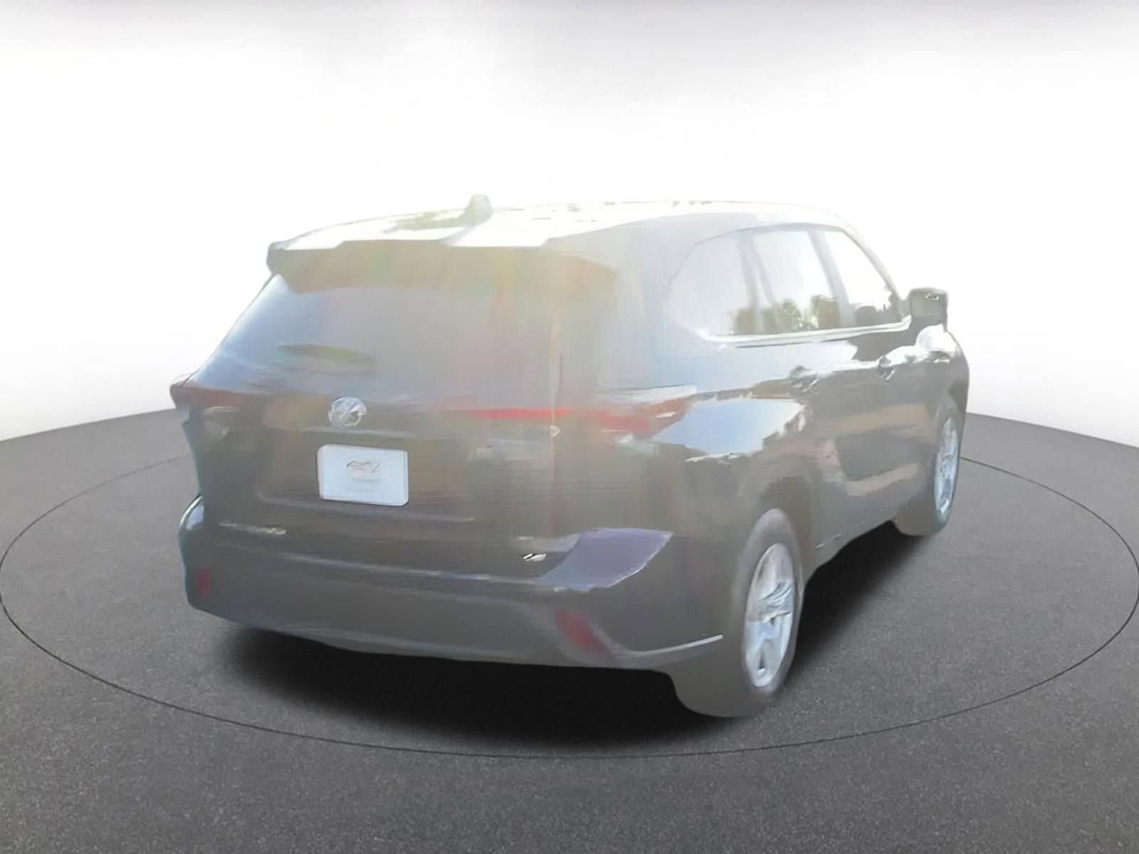 Thumbnail: 2025 Toyota Highlander - 14