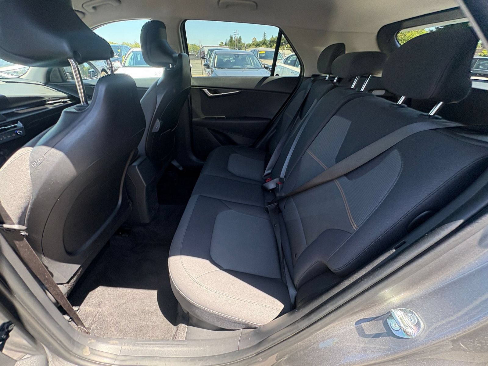 Thumbnail: 2026 Kia Niro - 23