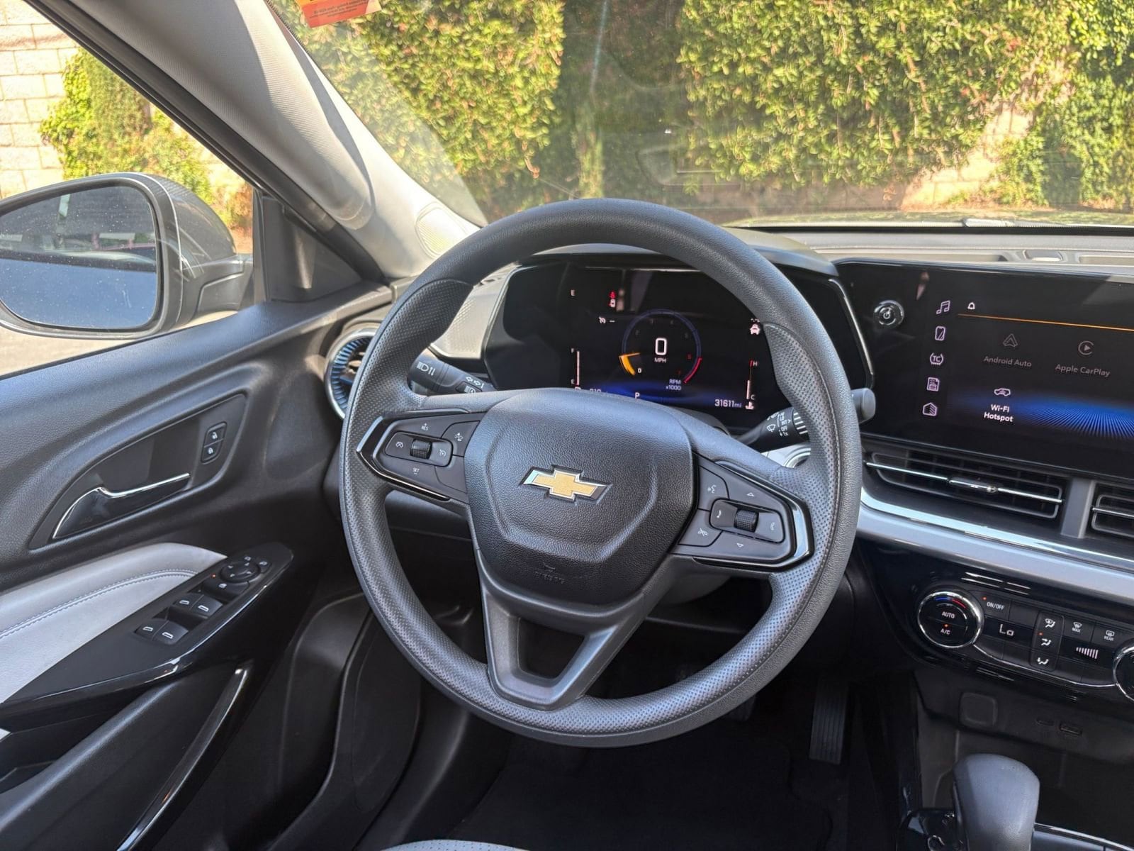 Thumbnail: 2025 Chevrolet Trax - 33