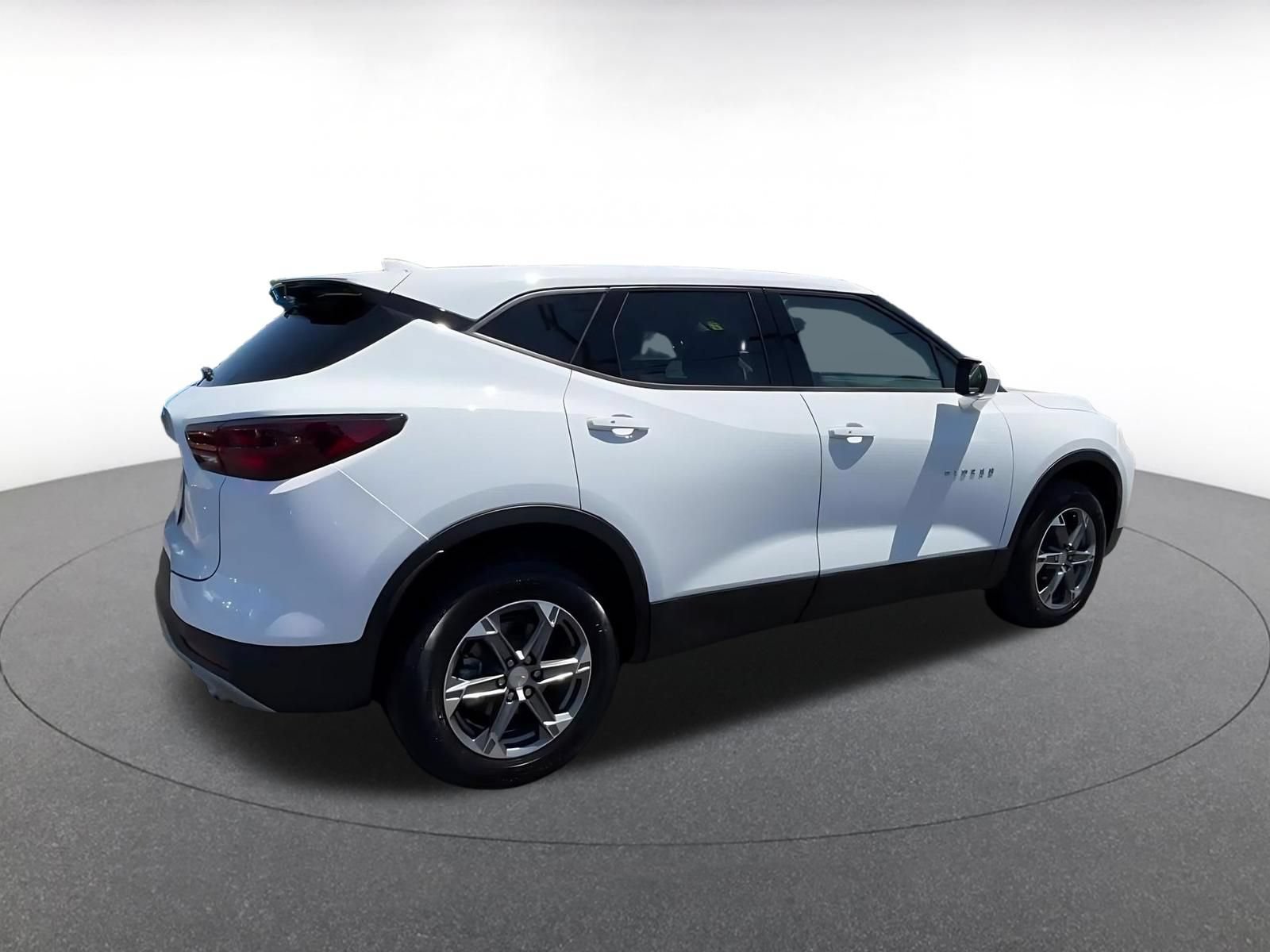 Thumbnail: 2026 Chevrolet Blazer - 11