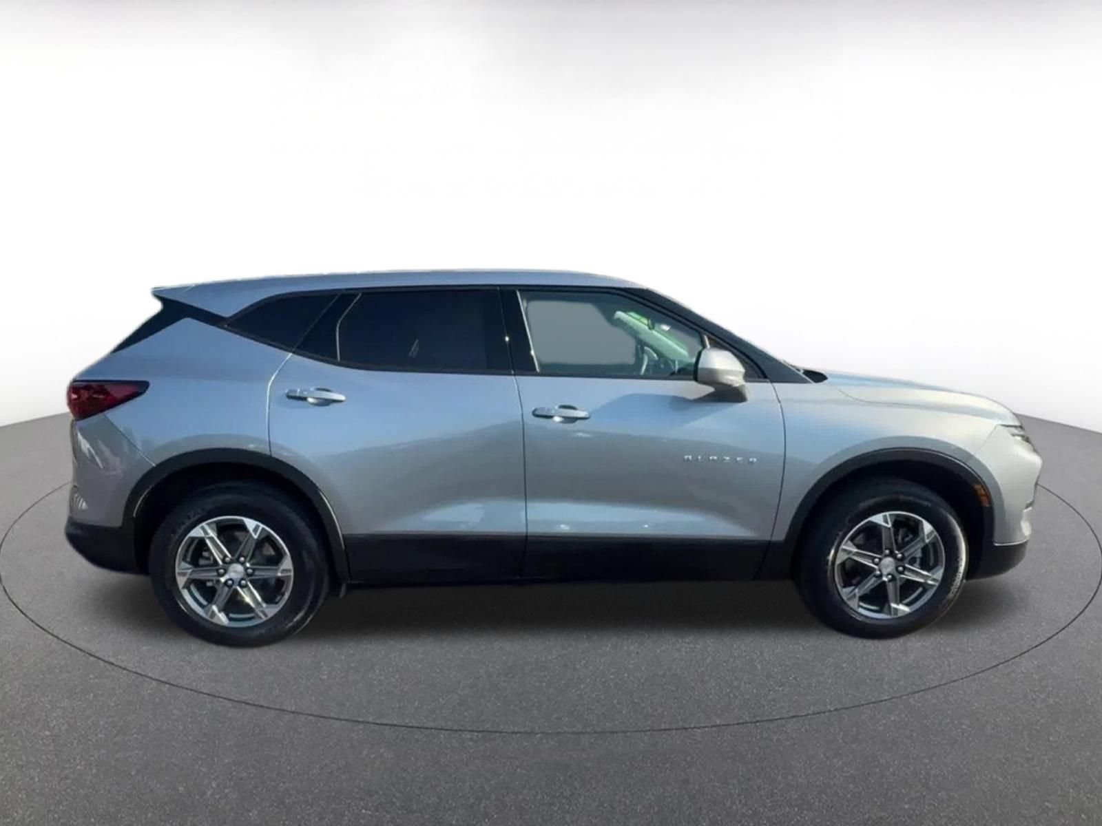 Thumbnail: 2025 Chevrolet Blazer - 16