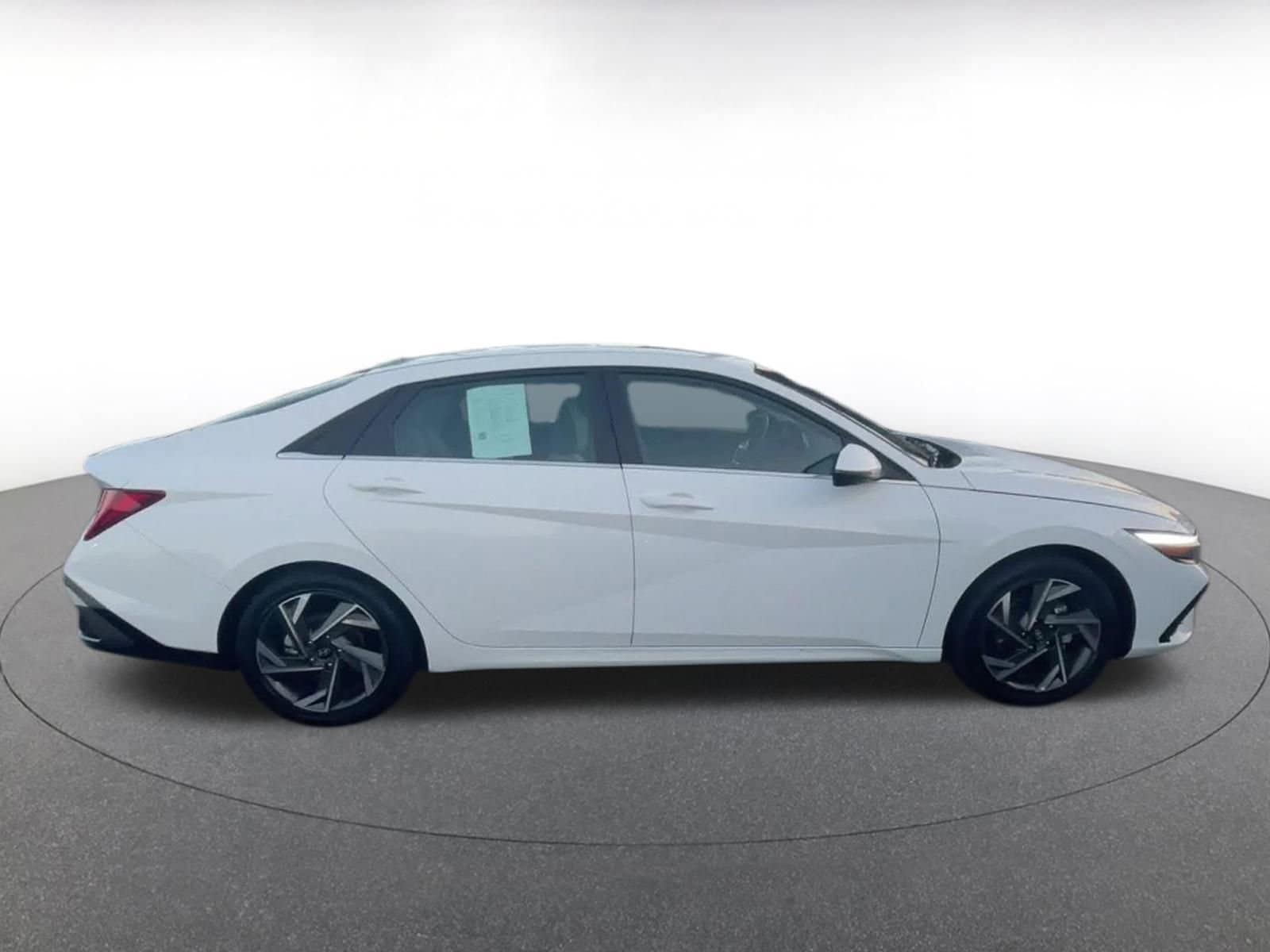 Thumbnail: 2025 Hyundai Elantra - 16