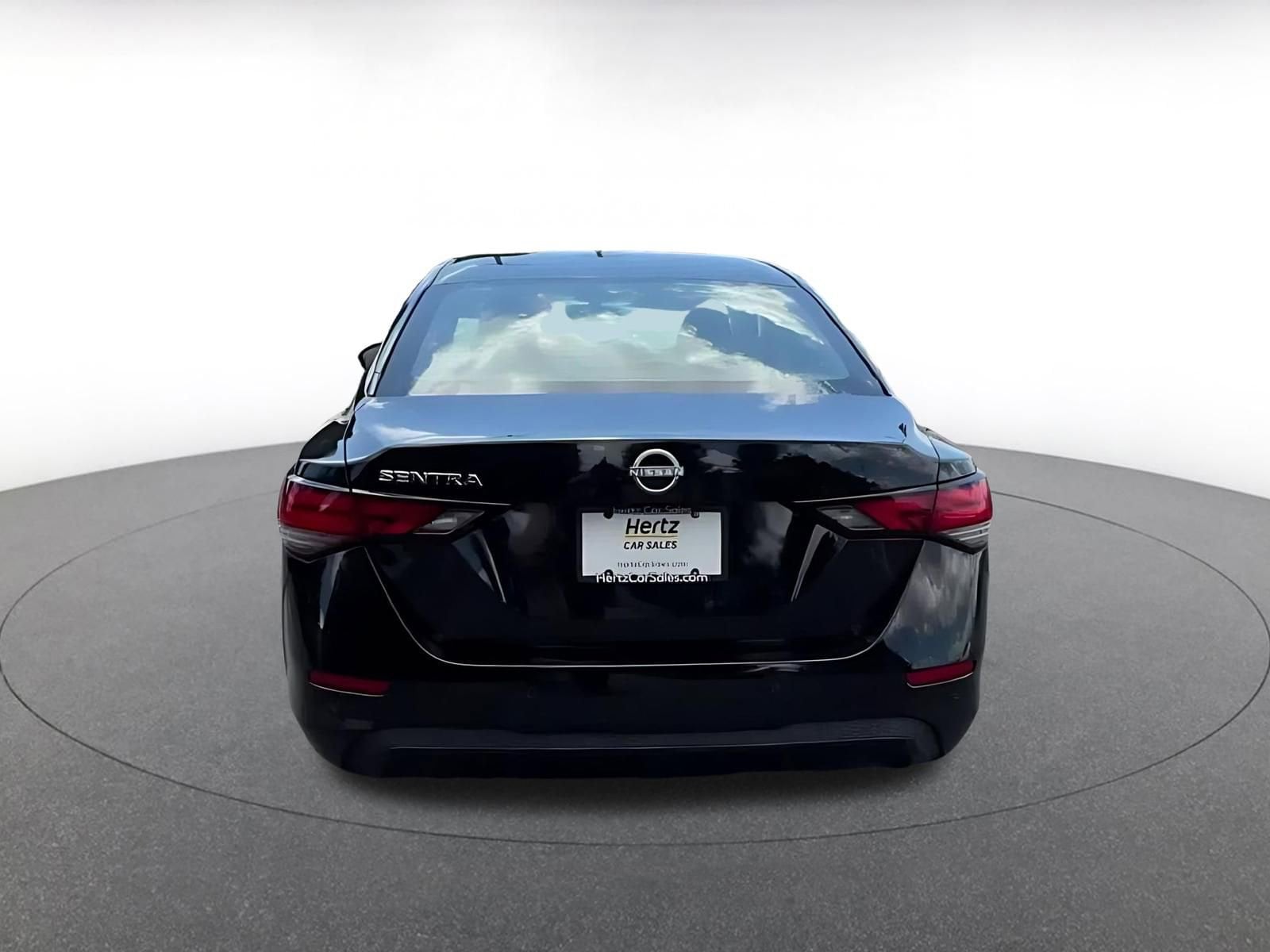 Thumbnail: 2025 Nissan Sentra - 12