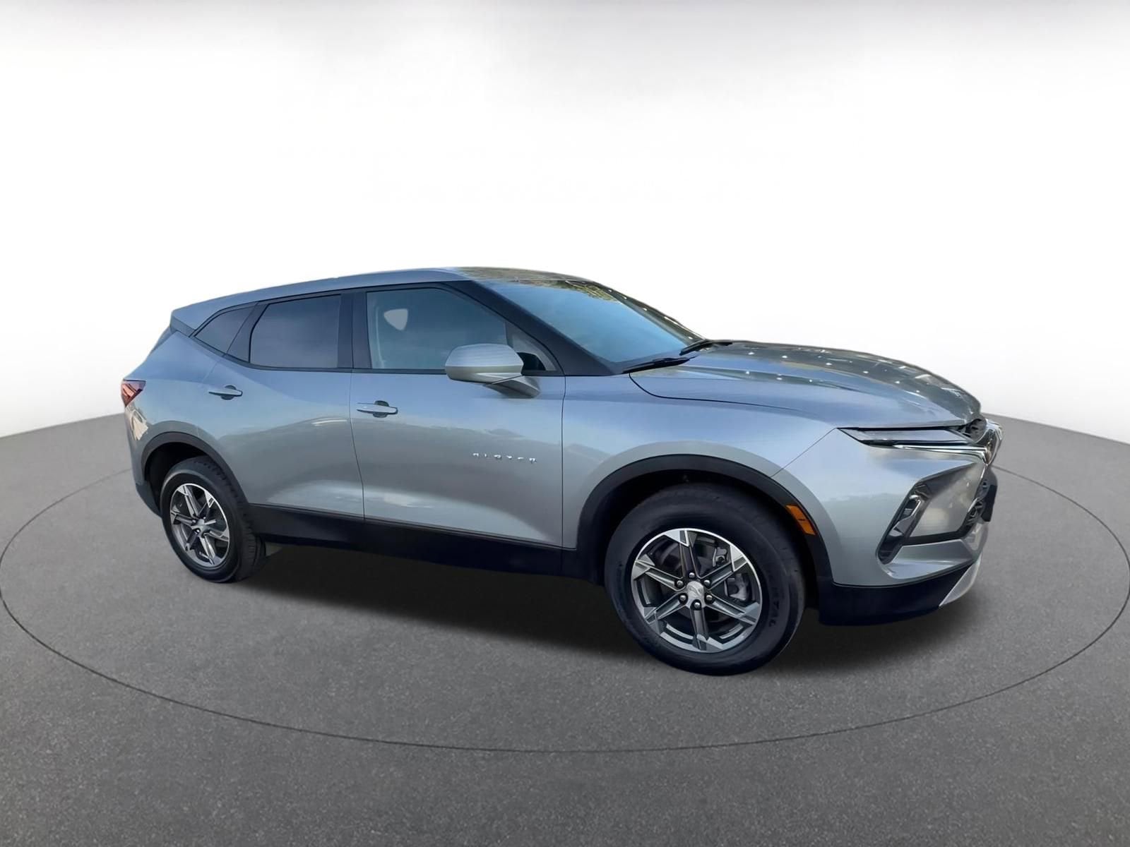 Thumbnail: 2025 Chevrolet Blazer - 2