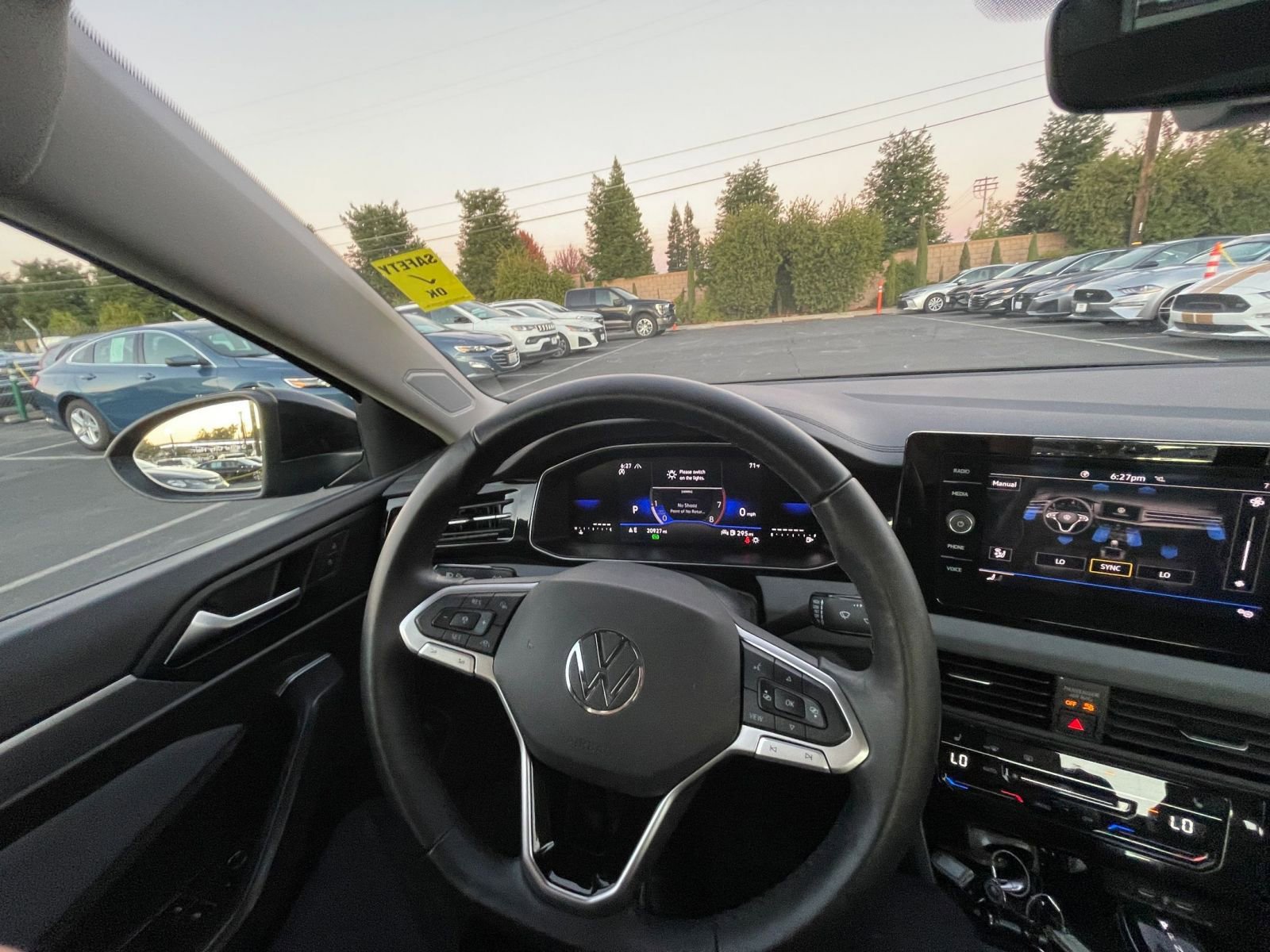 Thumbnail: 2025 Volkswagen Jetta - 29