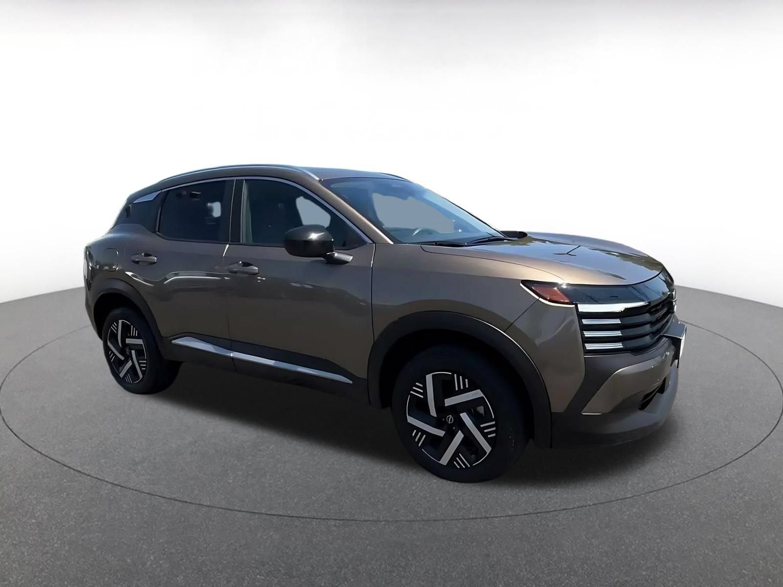 Thumbnail: 2026 Nissan Kicks - 2