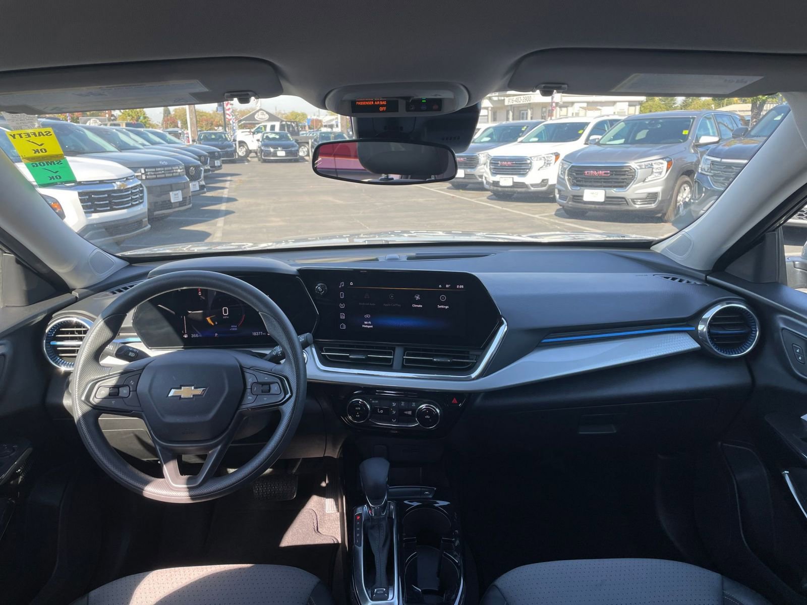 Thumbnail: 2025 Chevrolet Trax - 32