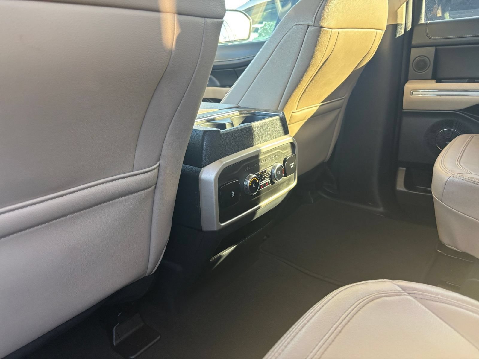 Thumbnail: 2024 Ford Expedition - 25