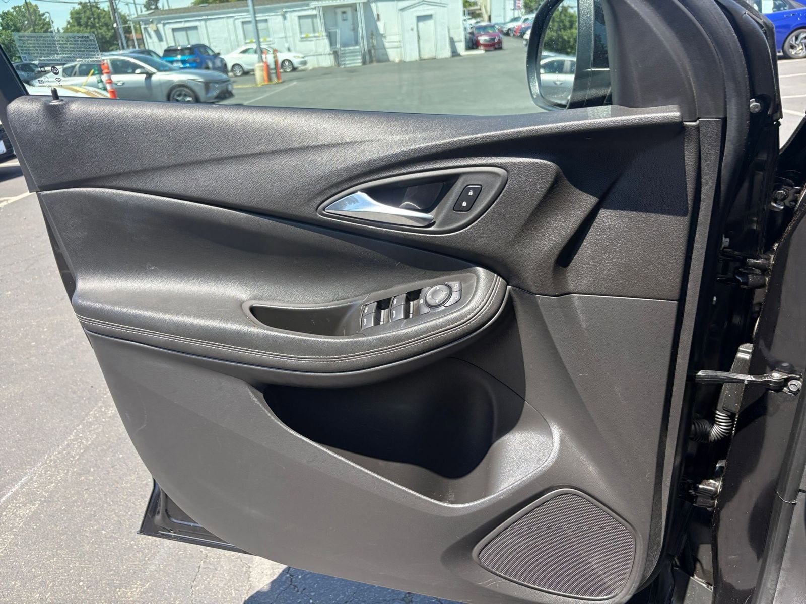 Thumbnail: 2025 Buick Encore GX - 18