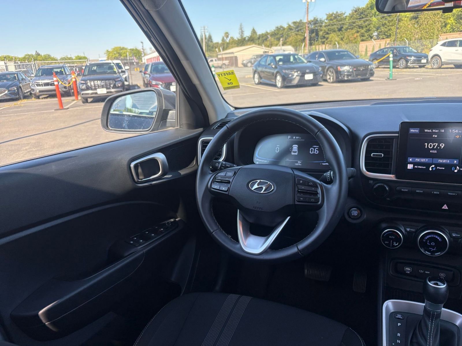 Thumbnail: 2025 Hyundai Venue - 34