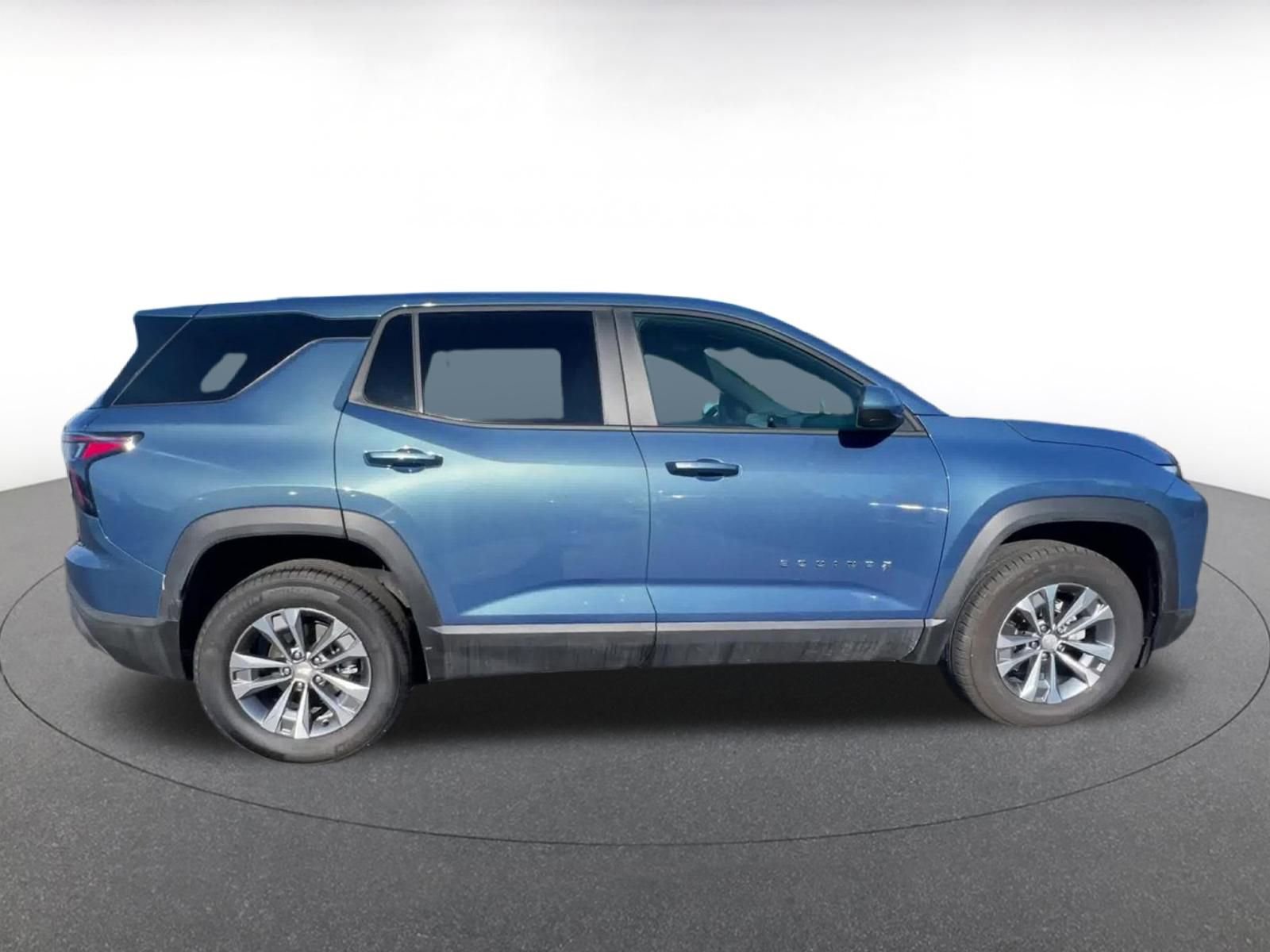 Thumbnail: 2025 Chevrolet Equinox - 16