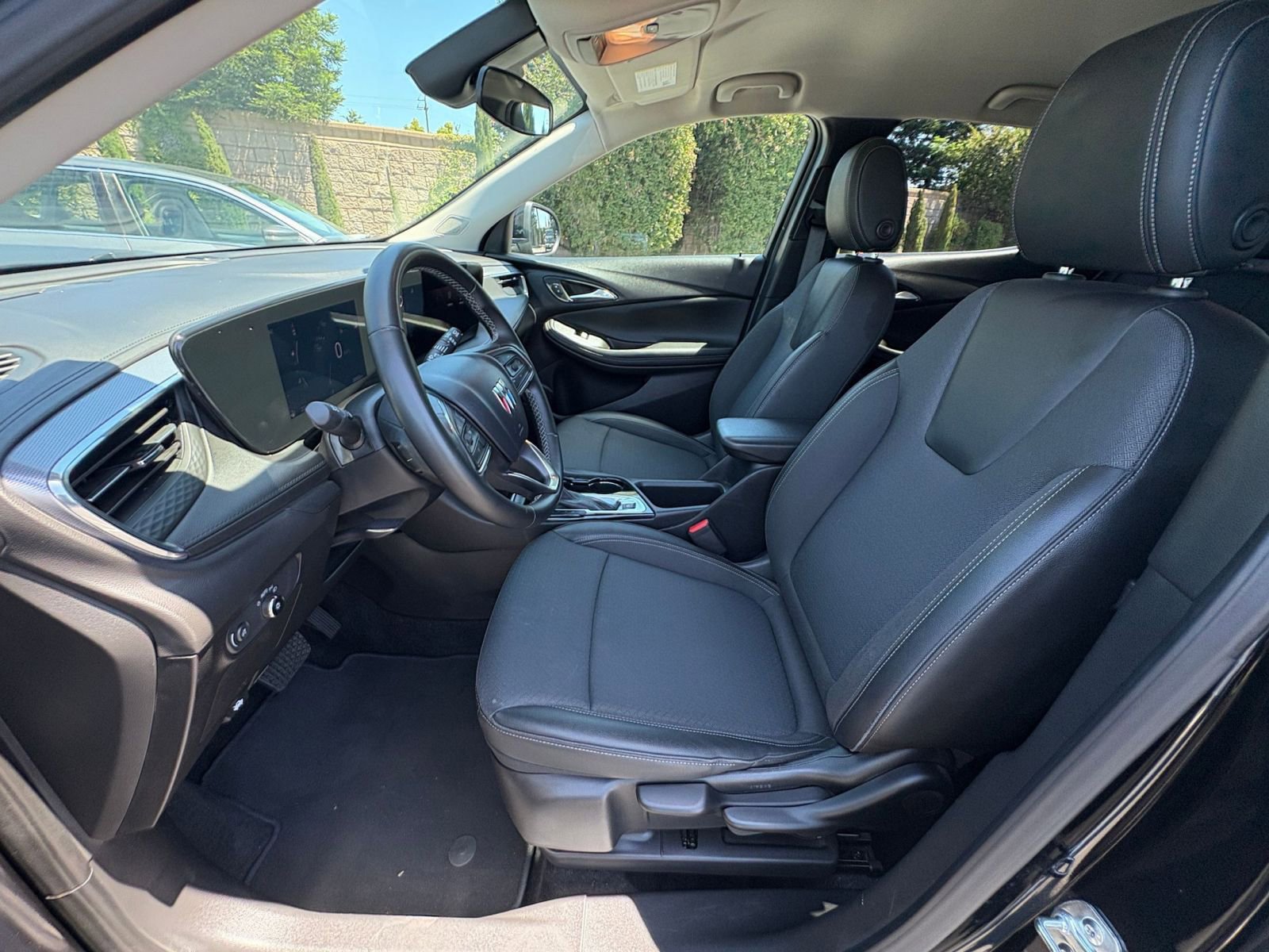 Thumbnail: 2025 Buick Encore GX - 25