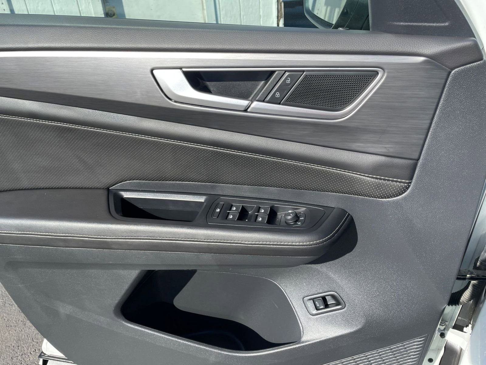 Thumbnail: 2025 Volkswagen Atlas - 21