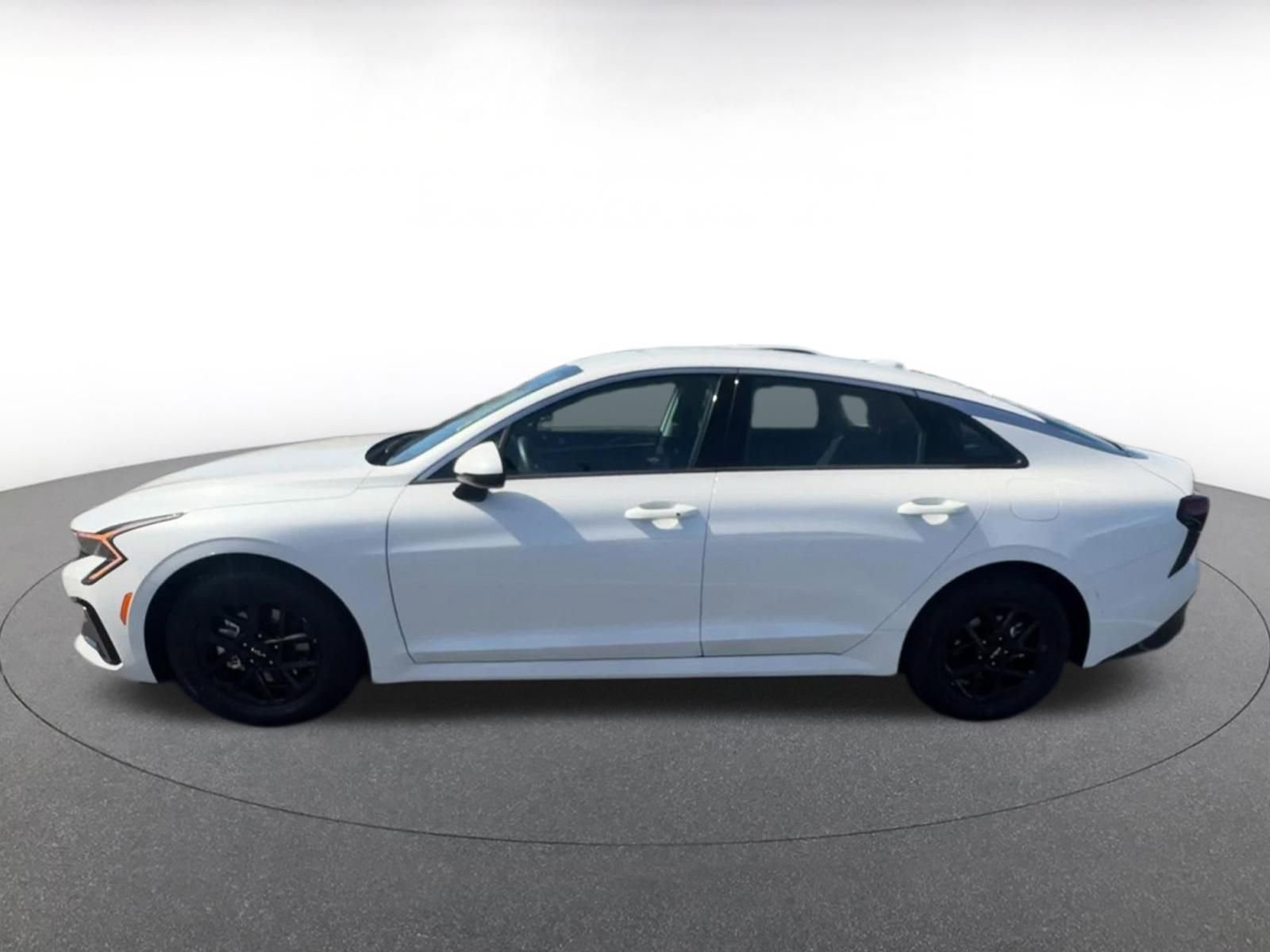 Thumbnail: 2025 Kia K5 - 9
