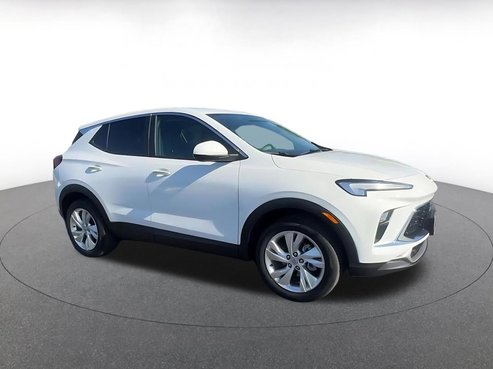 Thumbnail: 2025 Buick Encore GX - 2