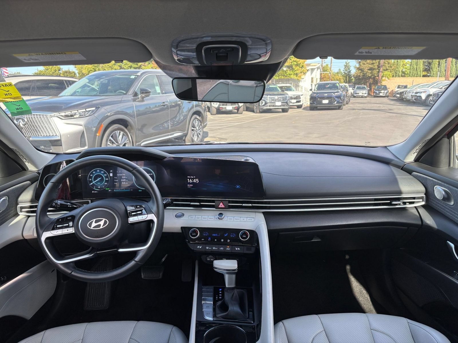 Thumbnail: 2025 Hyundai Elantra - 34