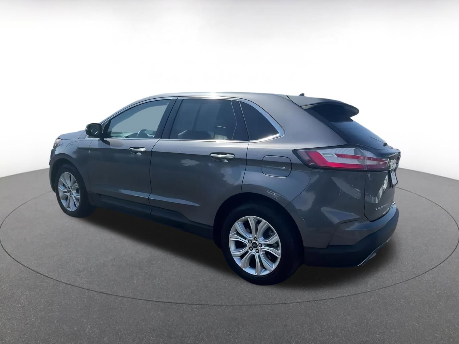Thumbnail: 2022 Ford Edge - 10