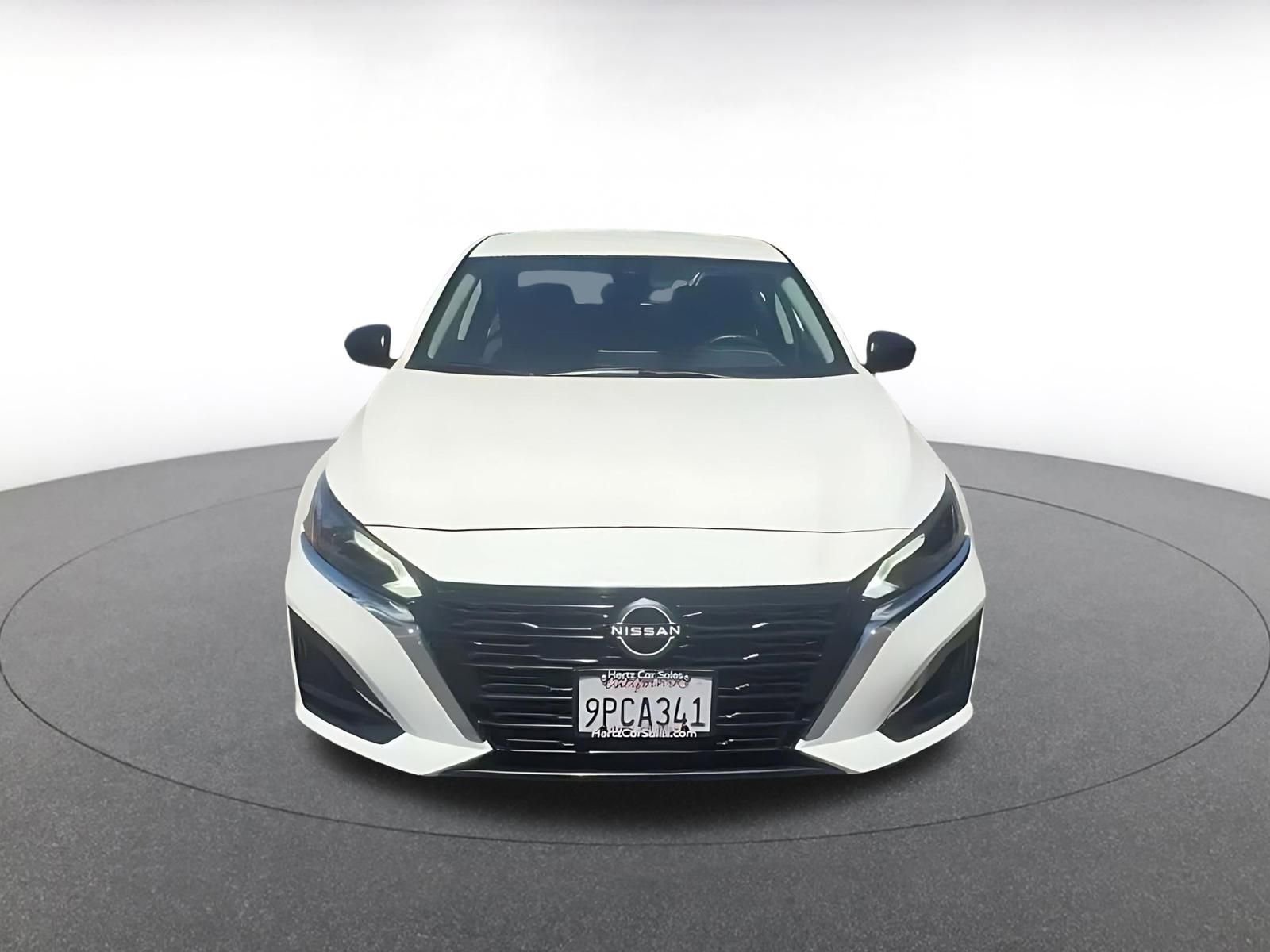 Thumbnail: 2025 Nissan Altima - 4