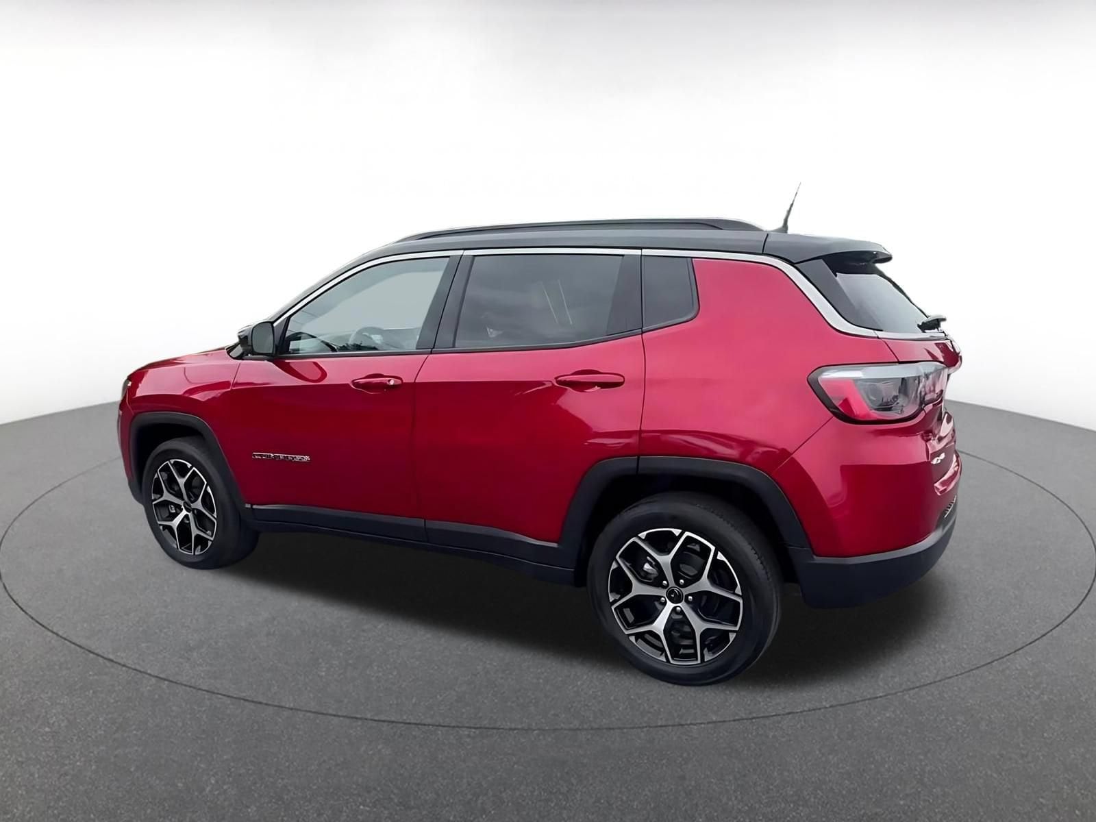 Thumbnail: 2025 Jeep Compass - 9