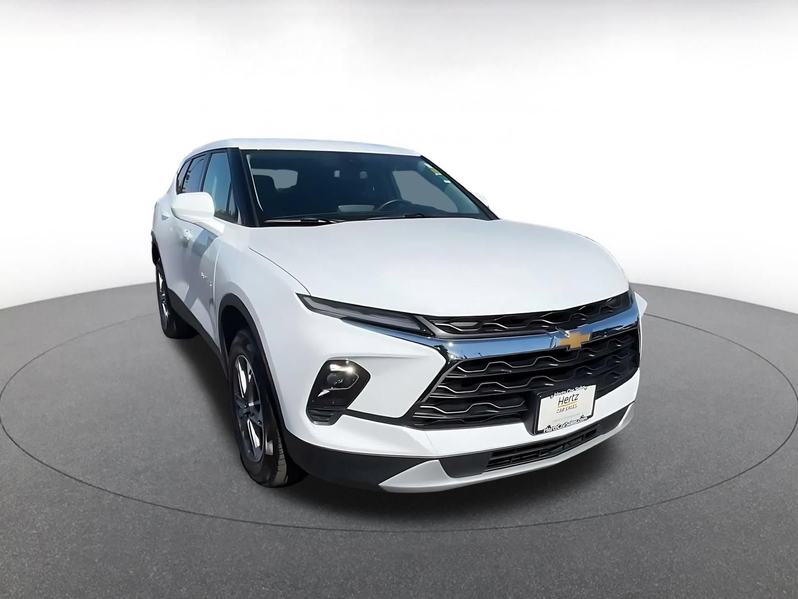 Thumbnail: 2025 Chevrolet Blazer - 3