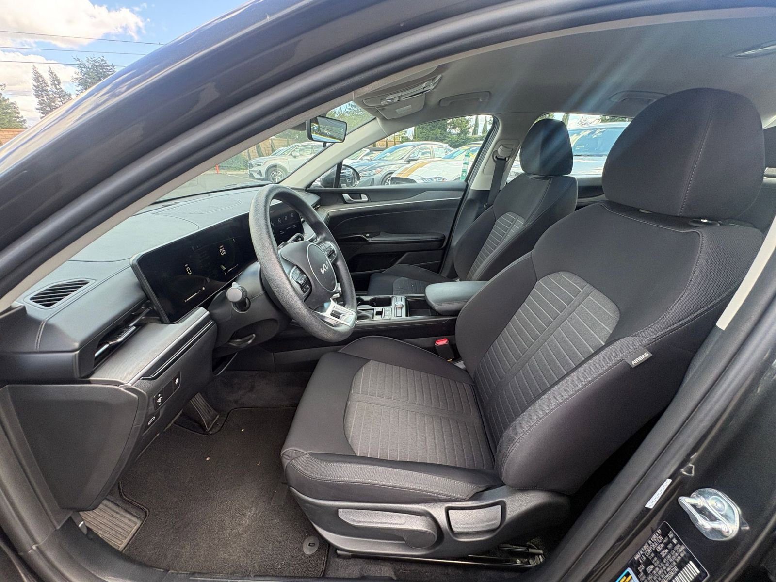 Thumbnail: 2025 Kia K5 - 22