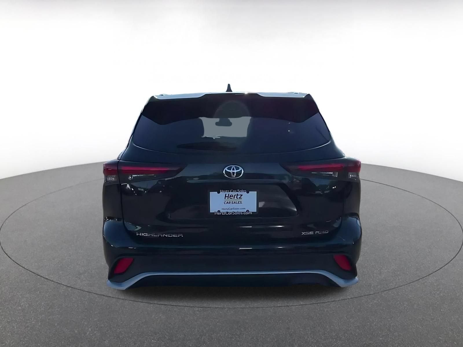 Thumbnail: 2025 Toyota Highlander - 12