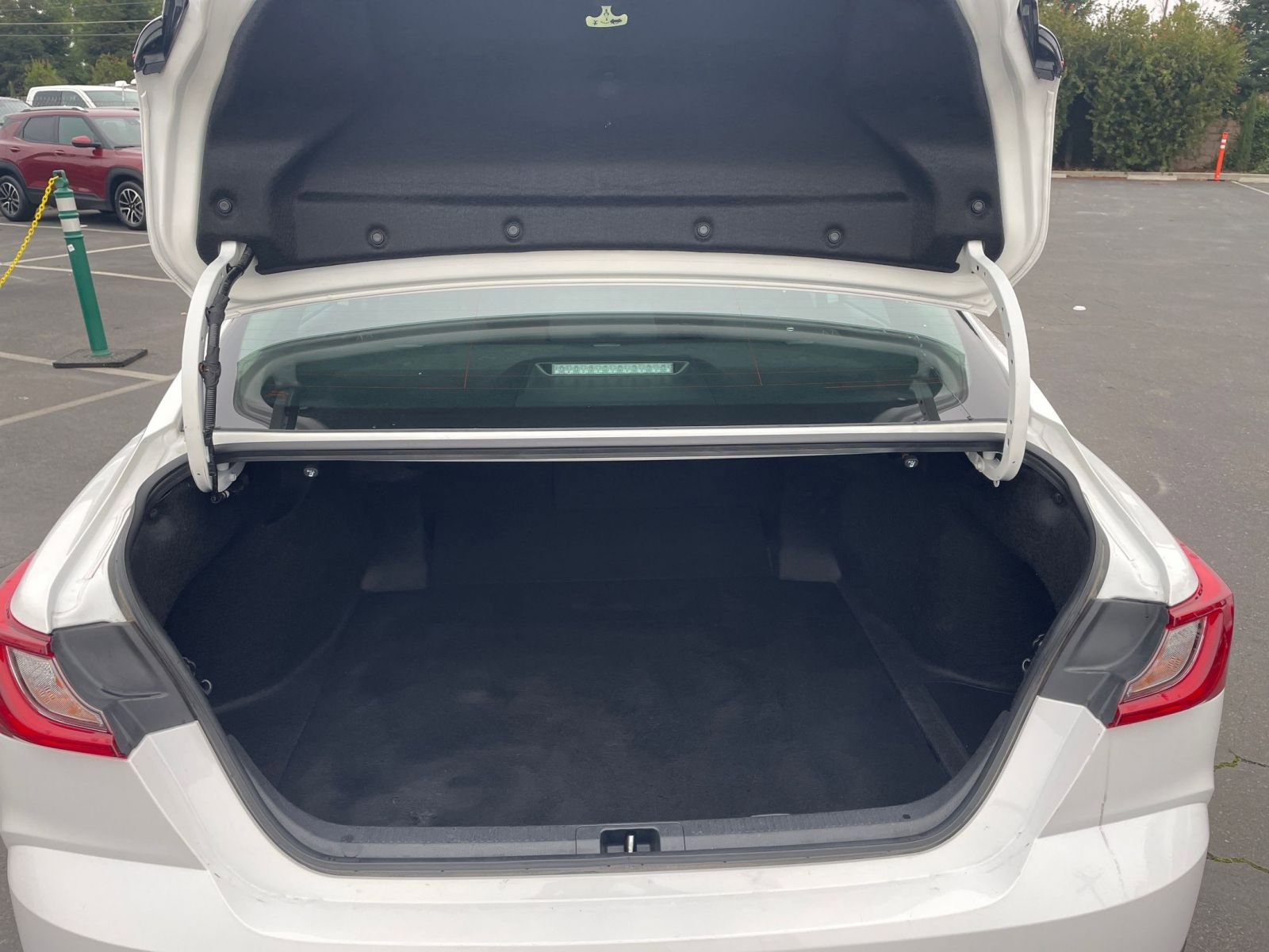 Thumbnail: 2025 Toyota Camry - 24