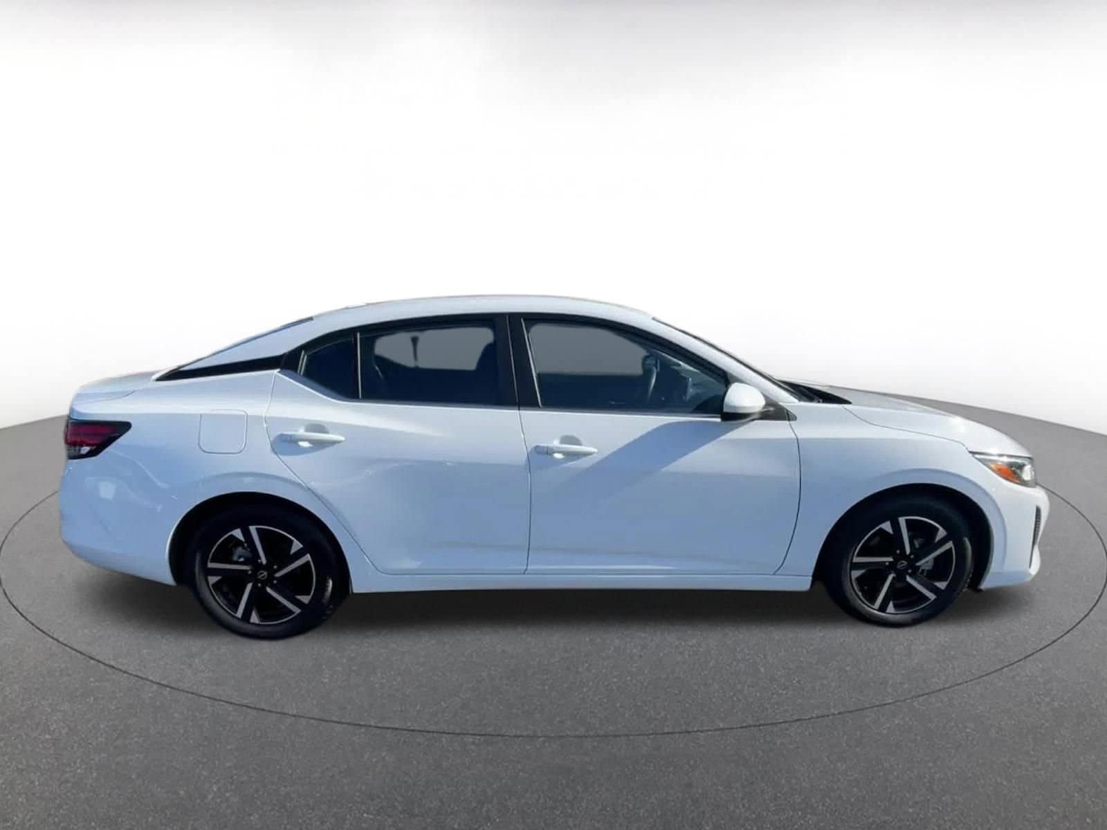 Thumbnail: 2025 Nissan Sentra - 16