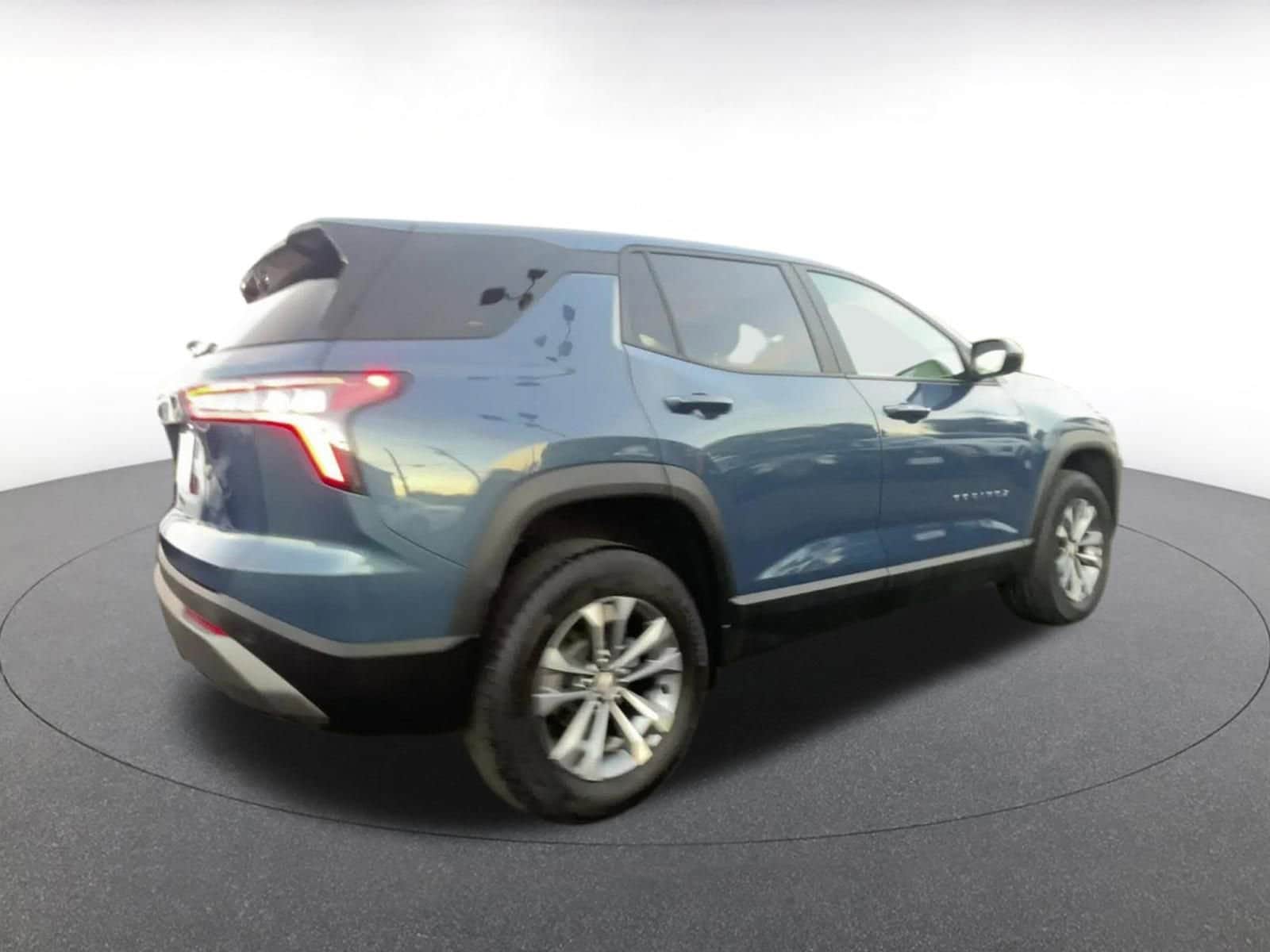 Thumbnail: 2025 Chevrolet Equinox - 15