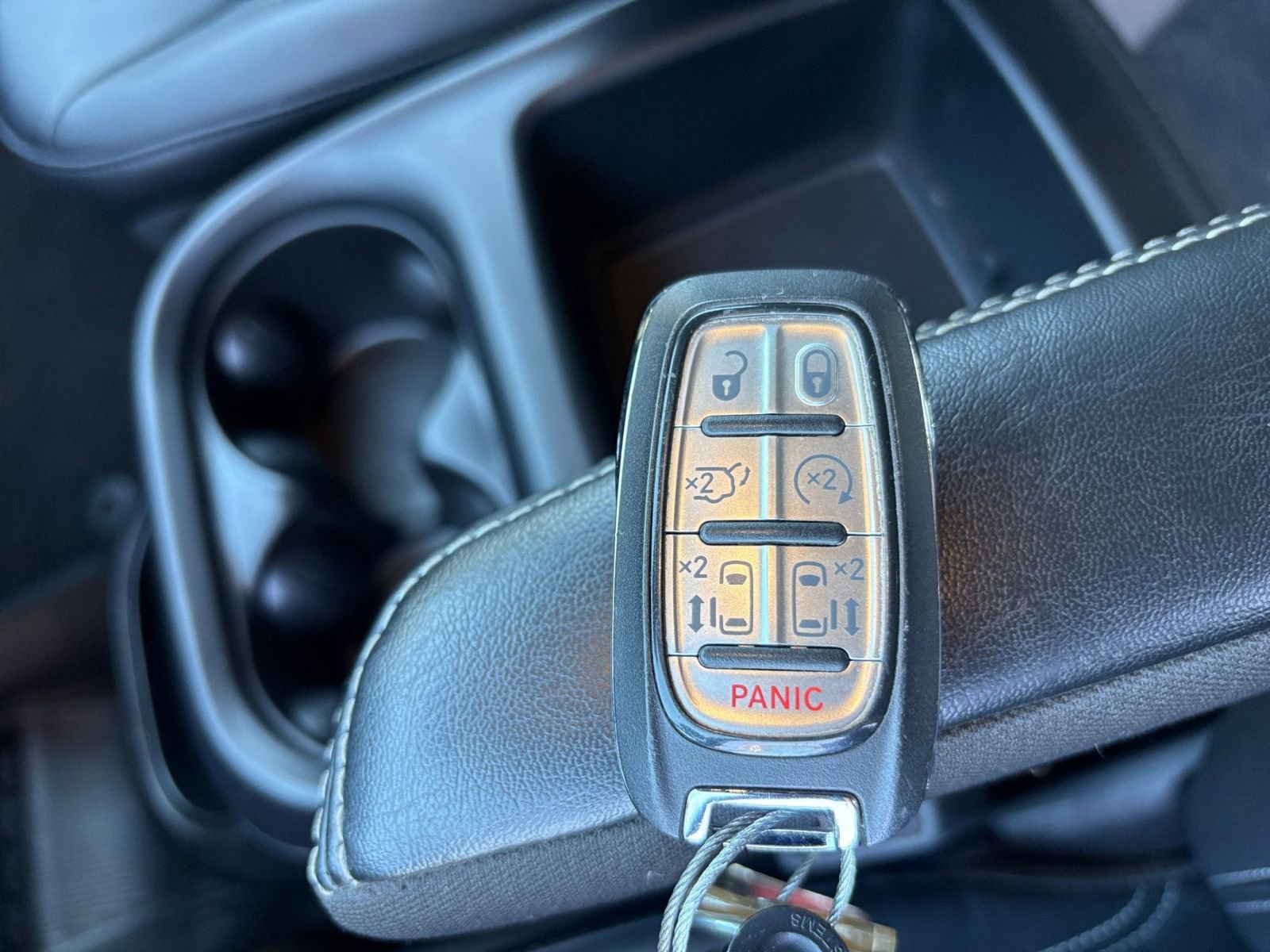 Thumbnail: 2025 Chrysler Pacifica - 21