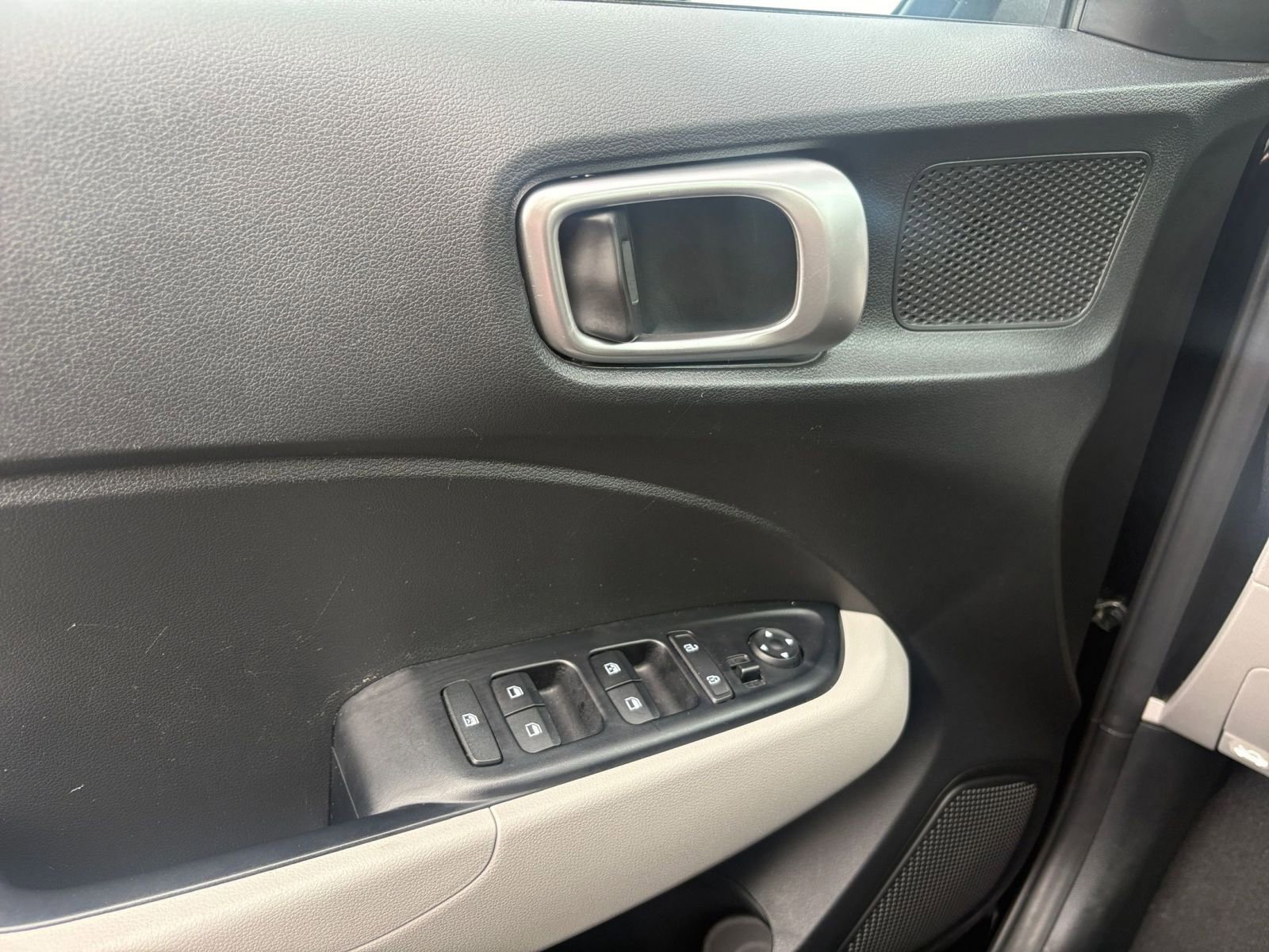 Thumbnail: 2025 Hyundai Venue - 18