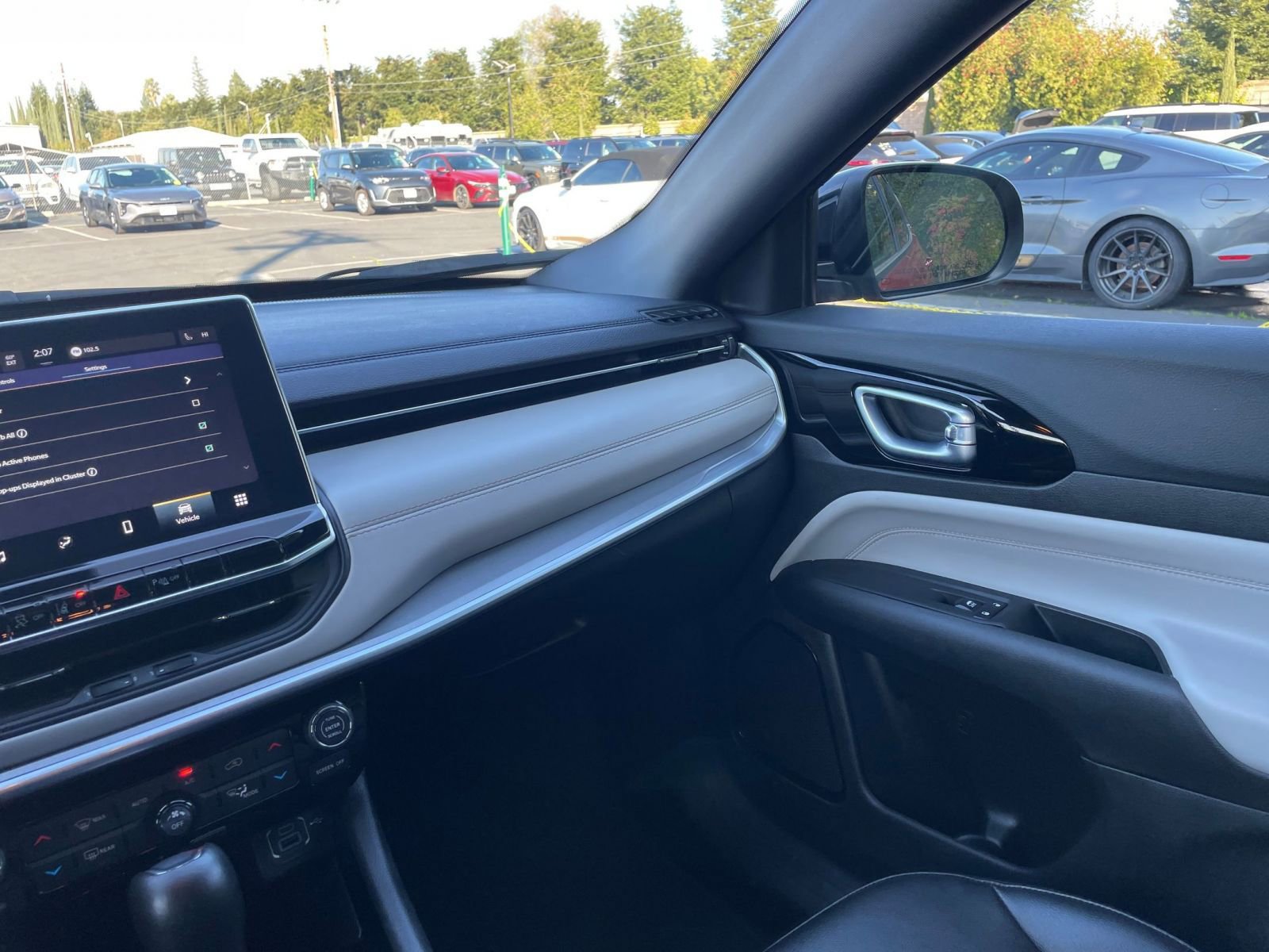 Thumbnail: 2025 Jeep Compass - 35