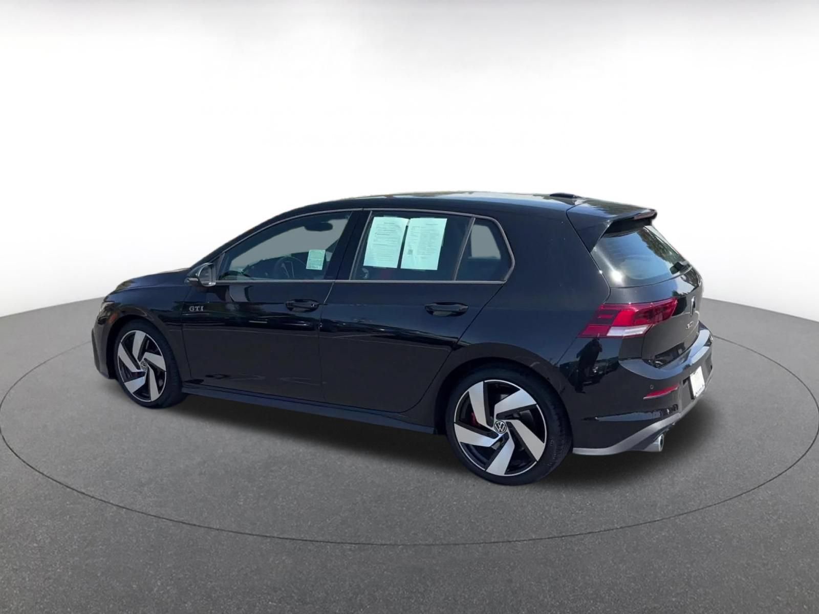 Thumbnail: 2026 Volkswagen Golf - 10