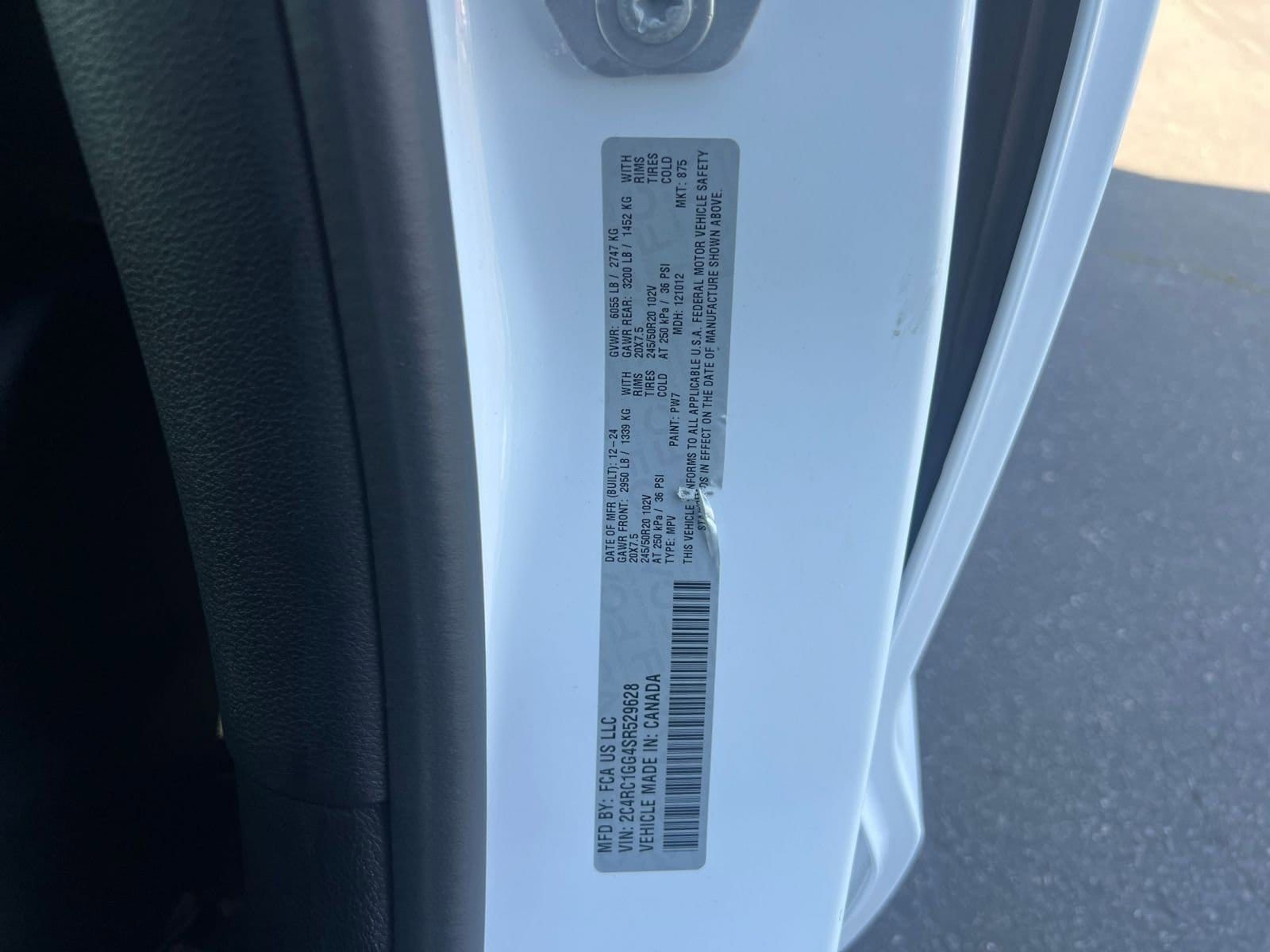 Thumbnail: 2025 Chrysler Pacifica - 27