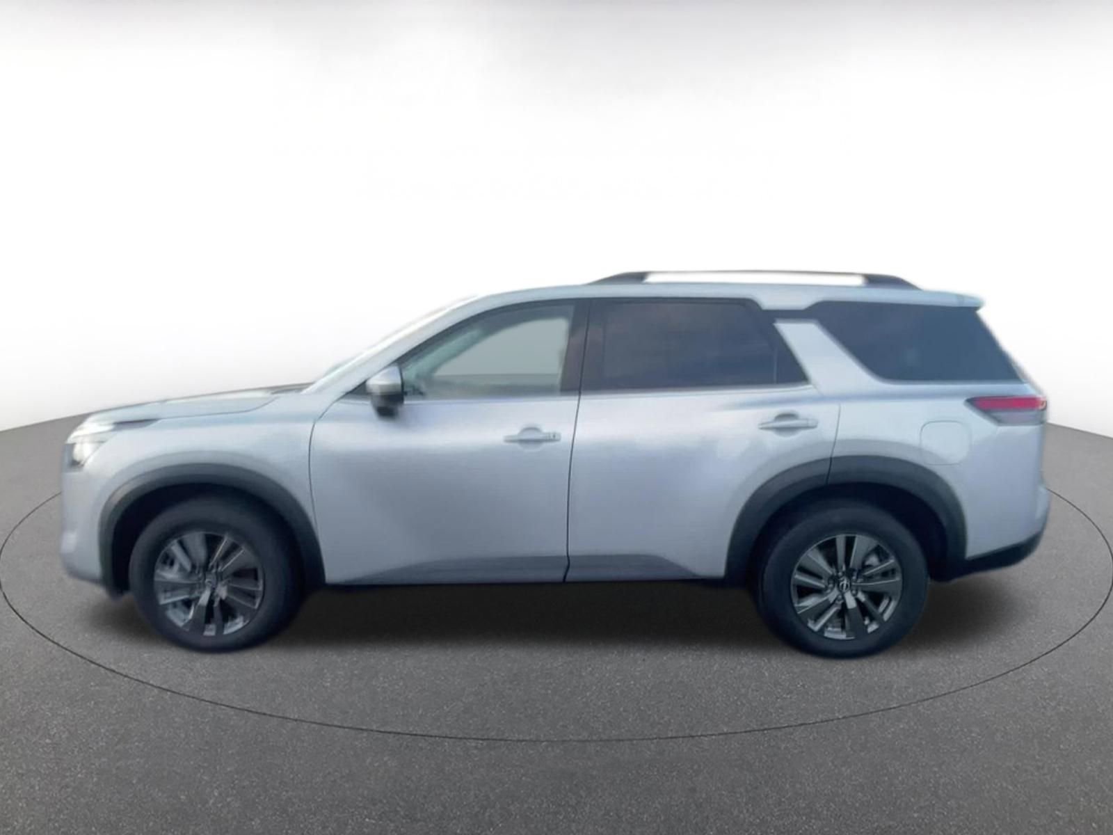 Thumbnail: 2025 Nissan Pathfinder - 9