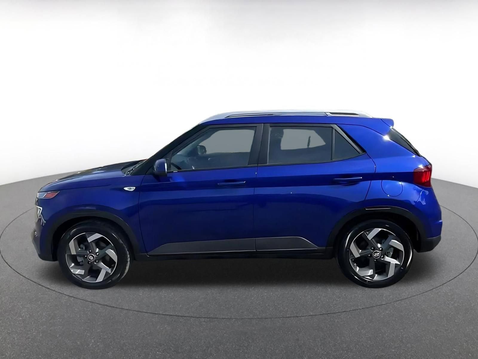 Thumbnail: 2025 Hyundai Venue - 9