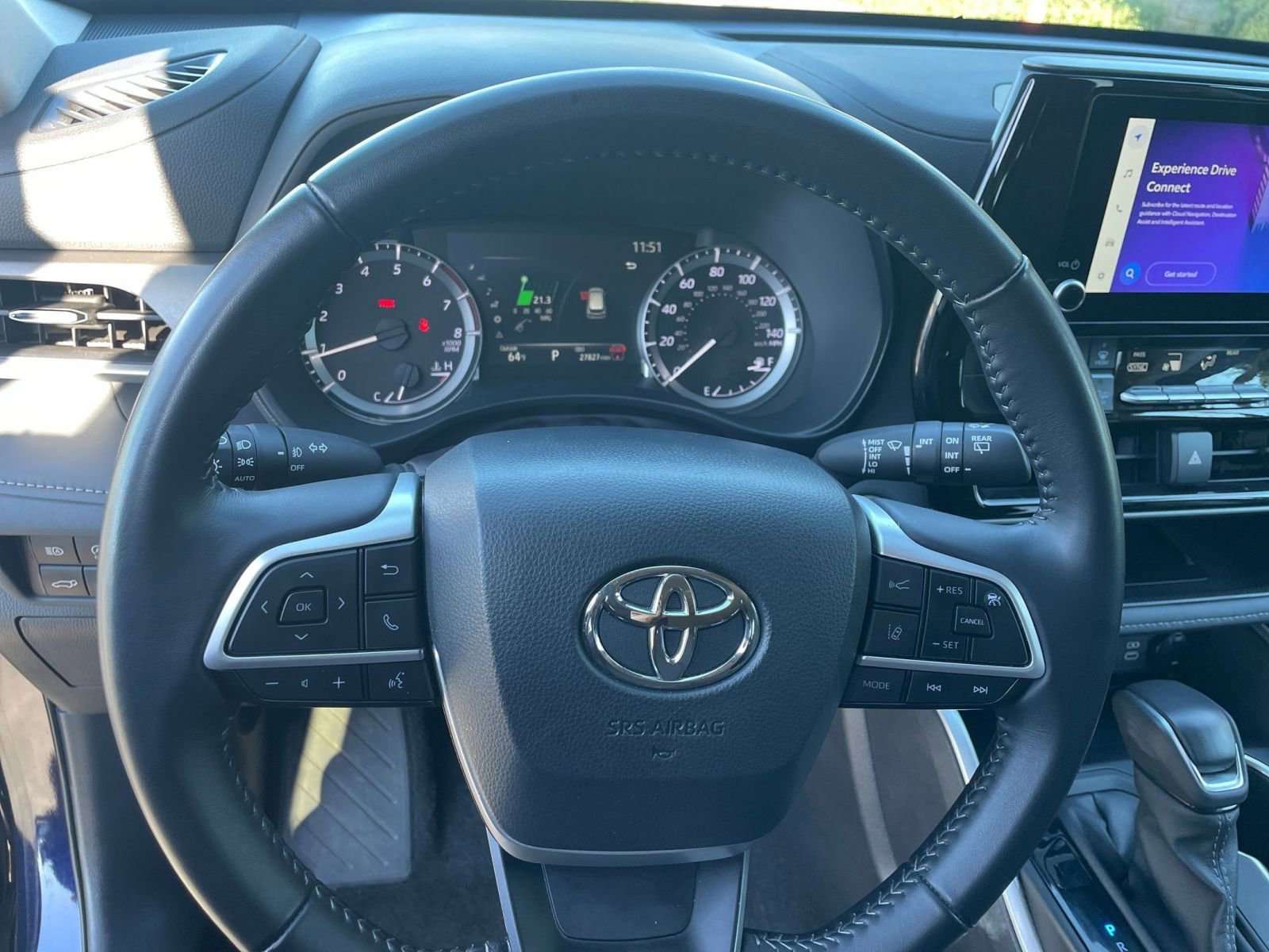 Thumbnail: 2025 Toyota Highlander - 30