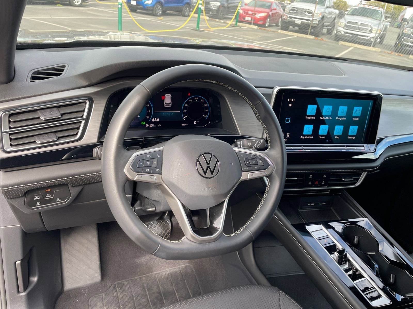 Thumbnail: 2024 Volkswagen Atlas - 29