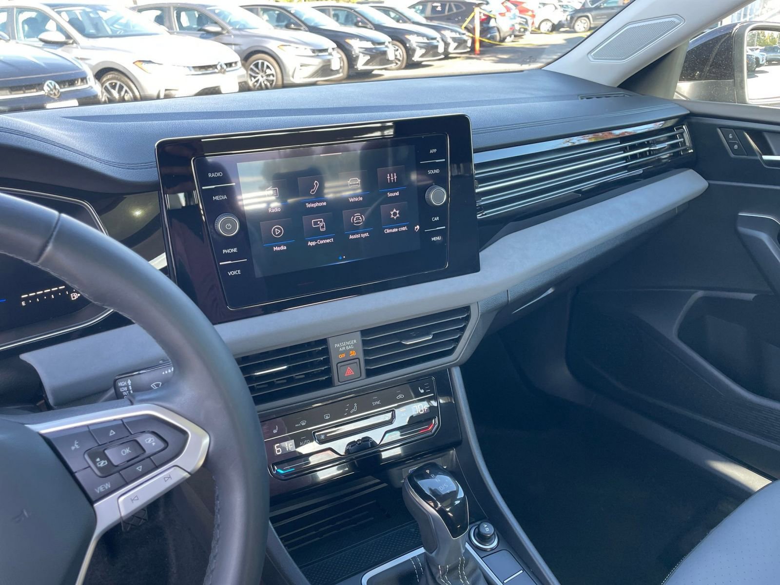 Thumbnail: 2025 Volkswagen Jetta - 18