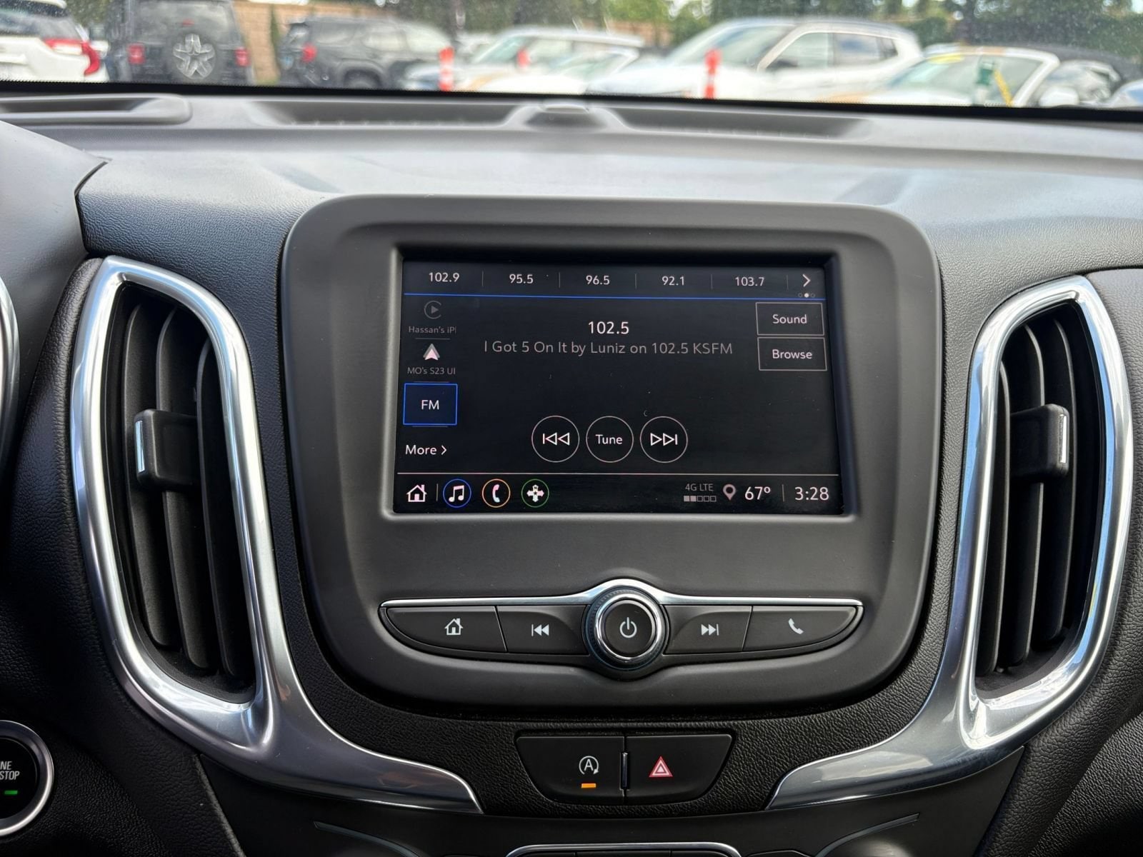 2024 Chevrolet Equinox LT - Photo 17