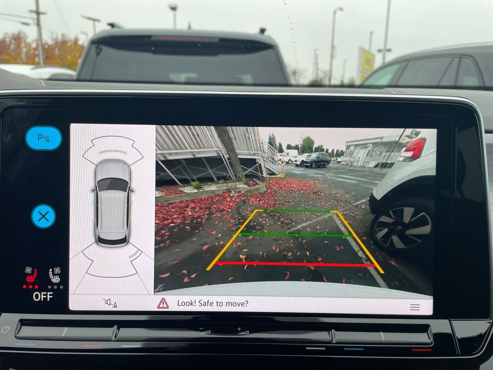 Thumbnail: 2025 Volkswagen Atlas - 17