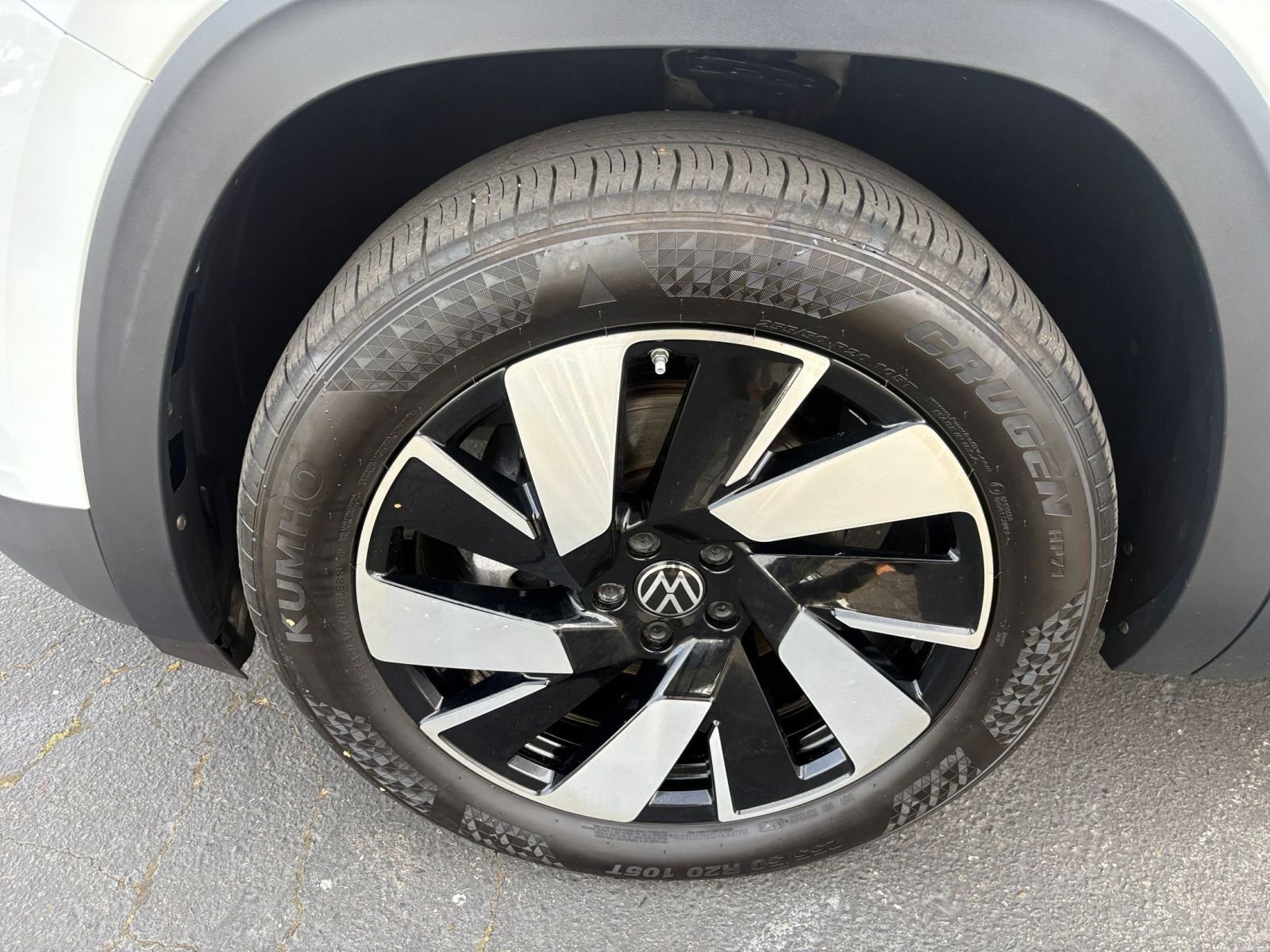 Thumbnail: 2025 Volkswagen Atlas - 33