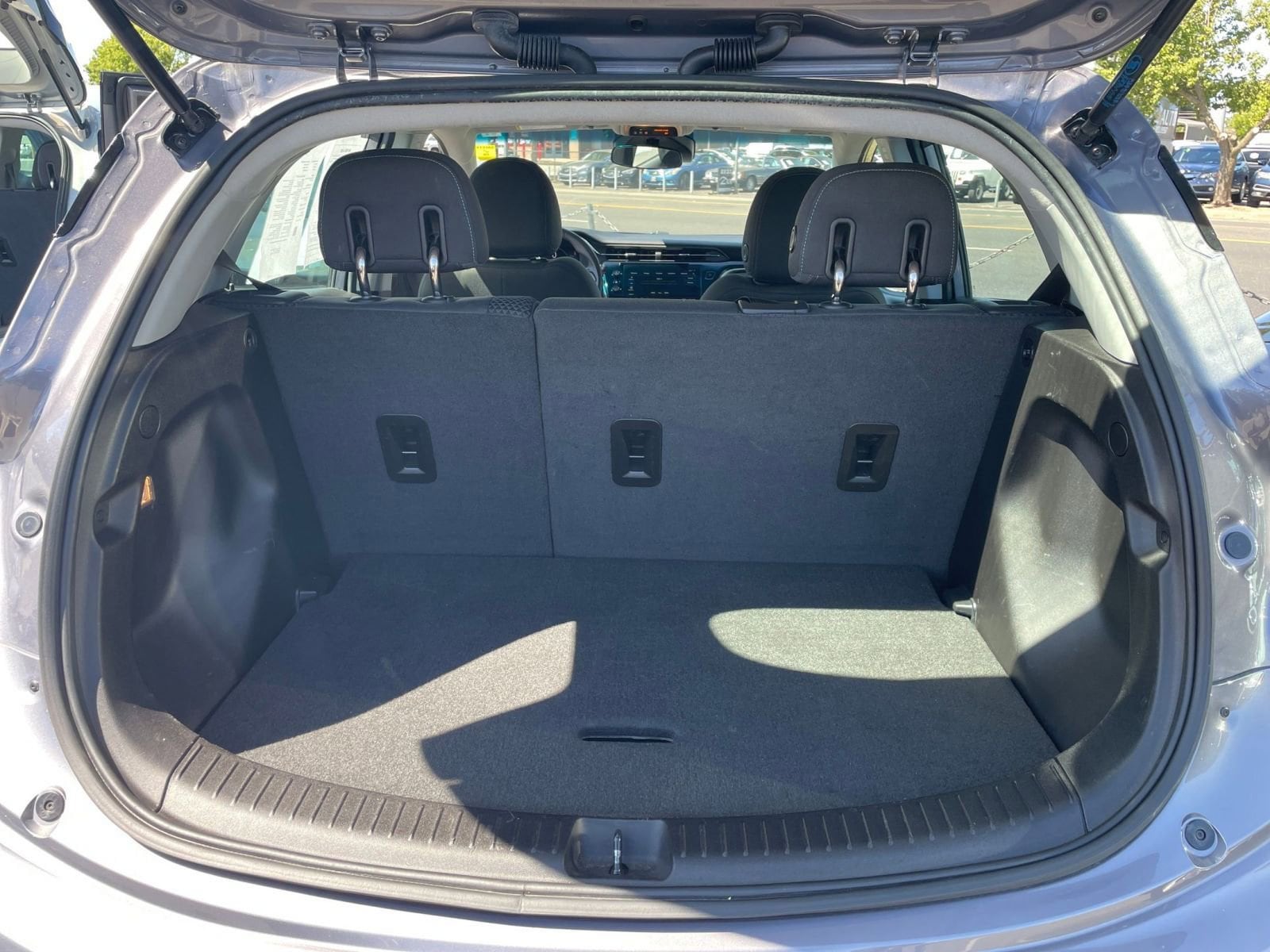 Thumbnail: 2023 Chevrolet Bolt EV - 27