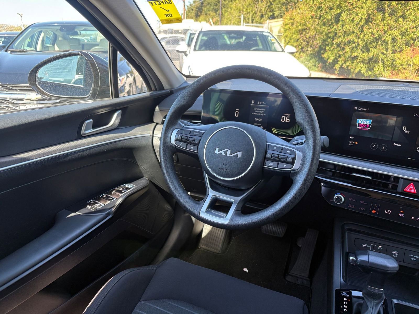 Thumbnail: 2025 Kia K5 - 33