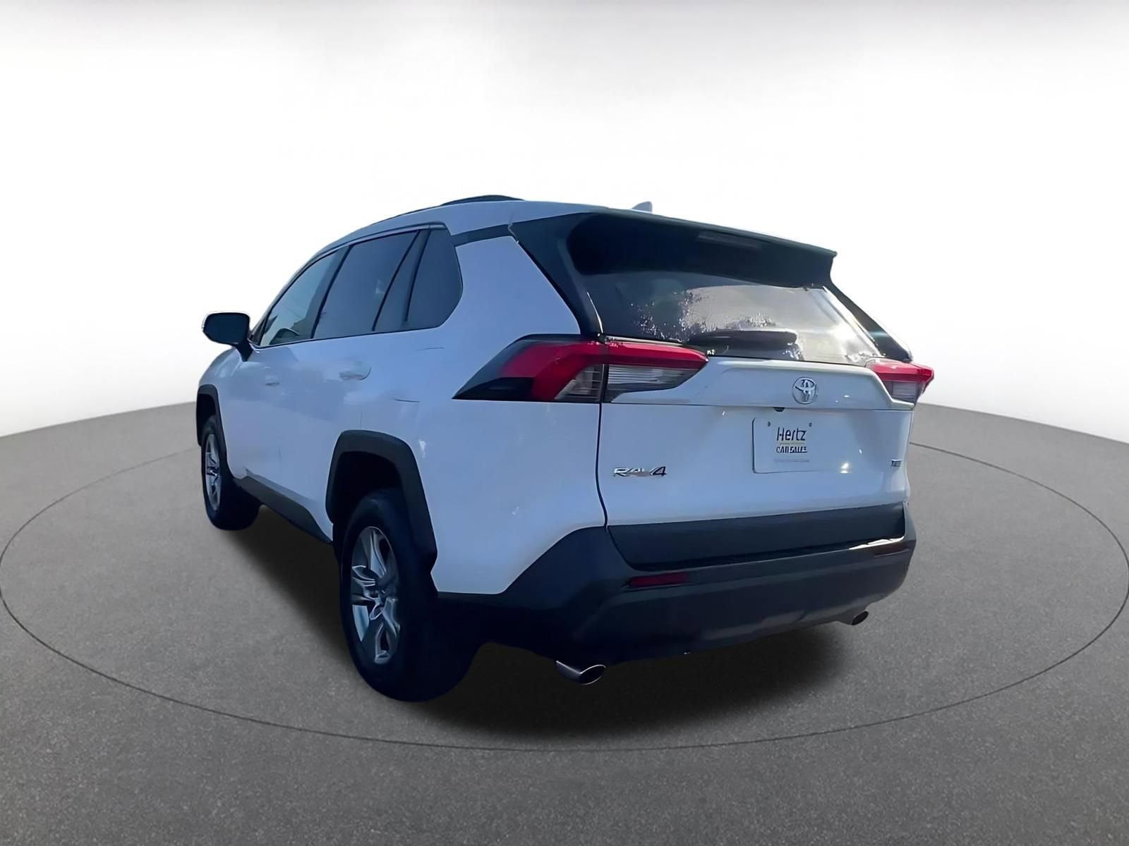 Thumbnail: 2025 Toyota RAV4 - 10