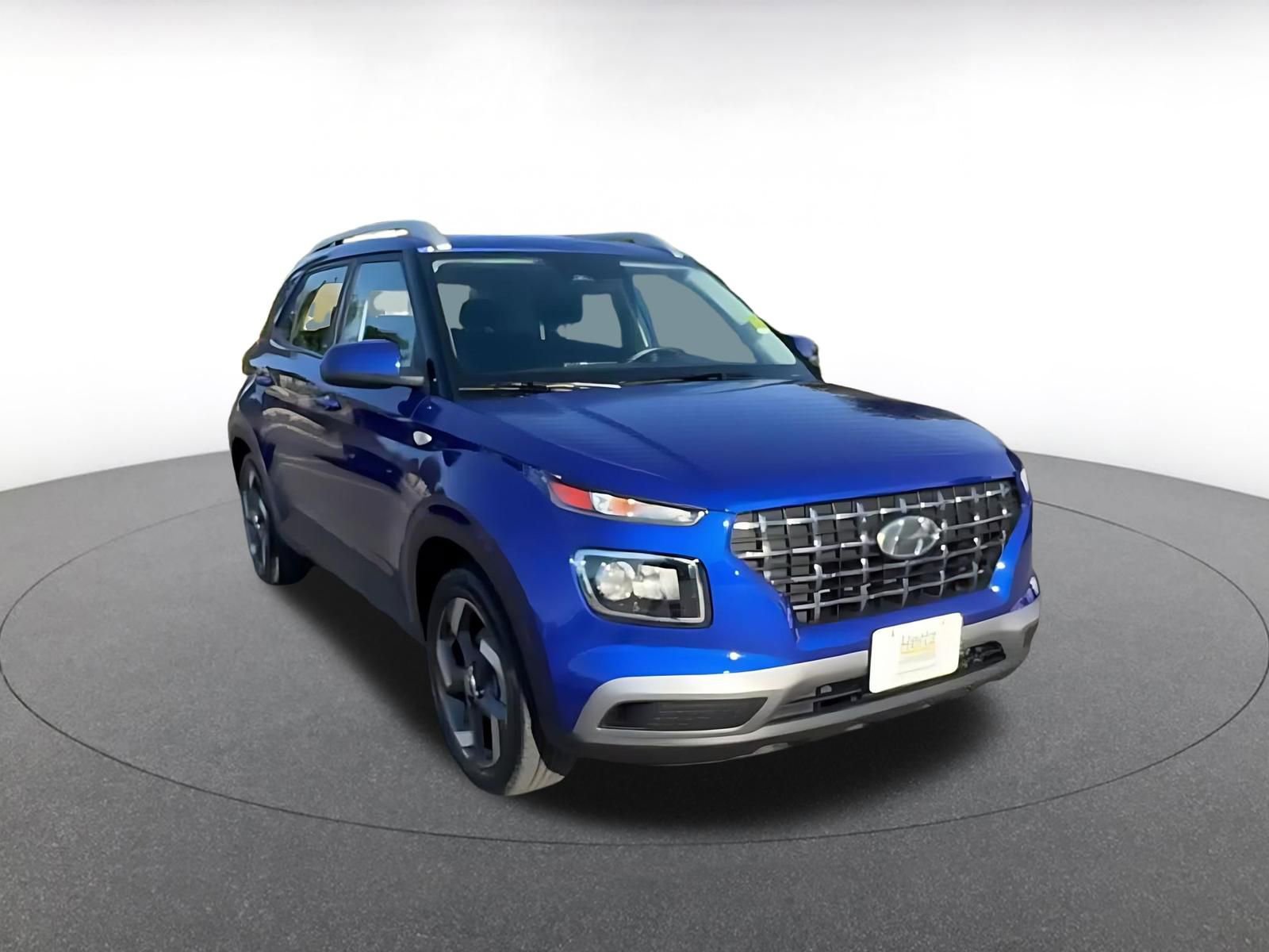 Thumbnail: 2025 Hyundai Venue - 3