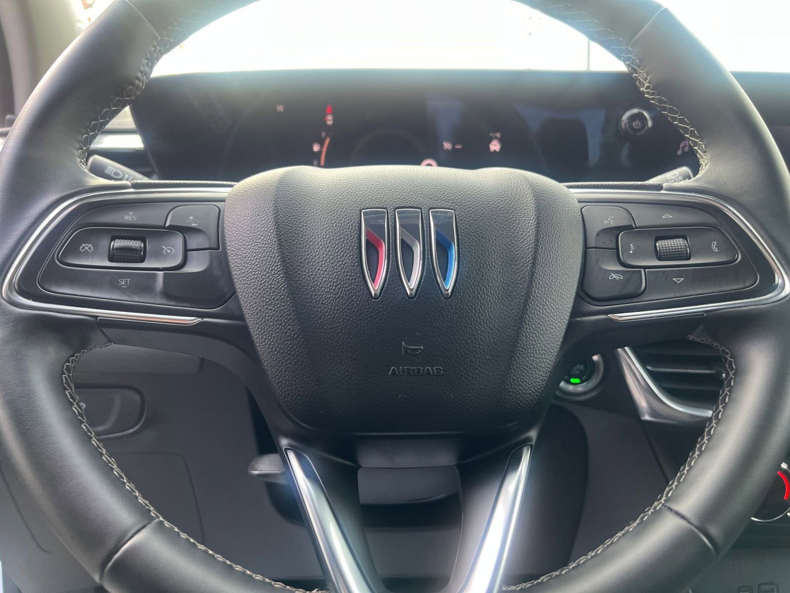 Thumbnail: 2025 Buick Encore GX - 28